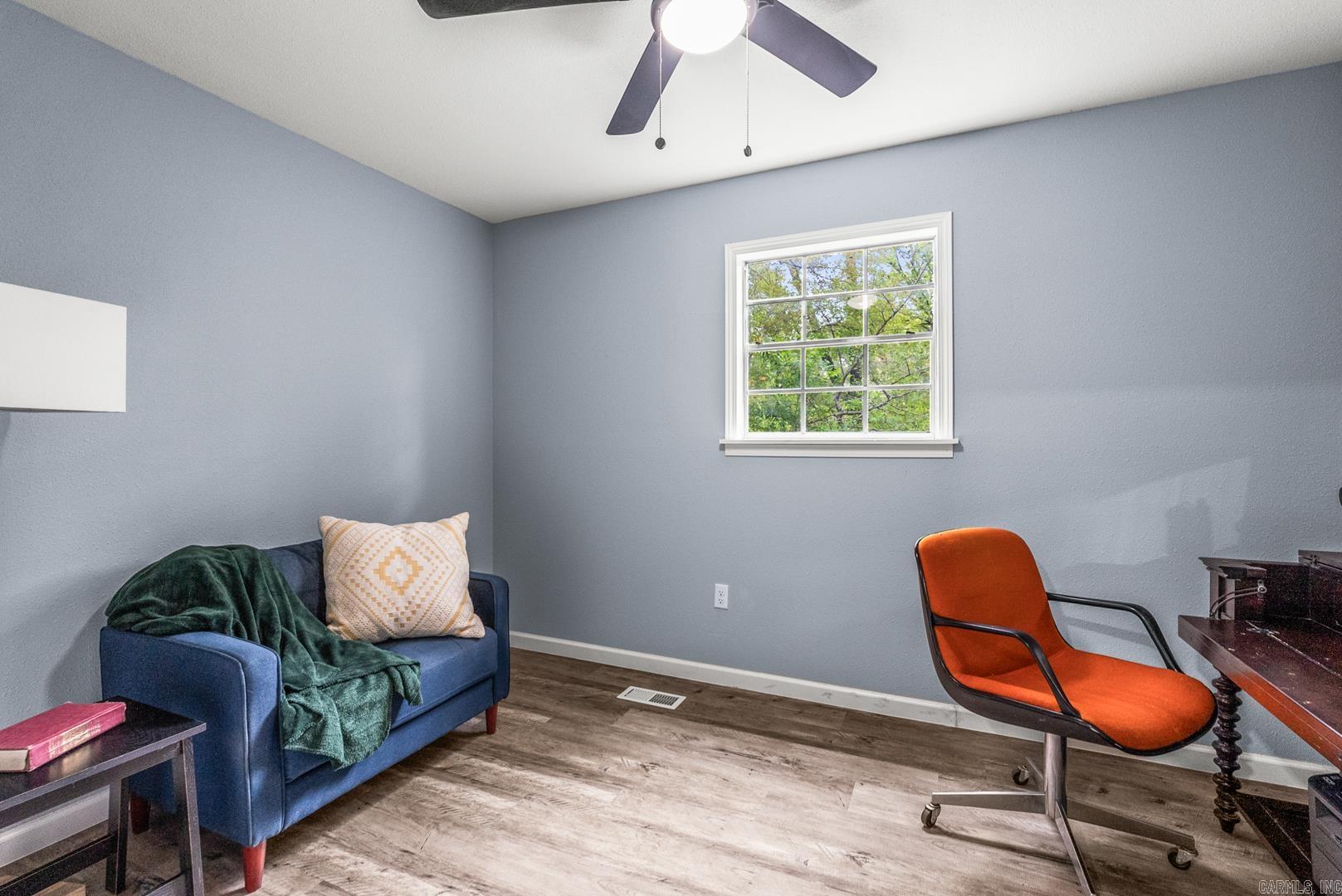 SMOKING OAKS ADD - Residential