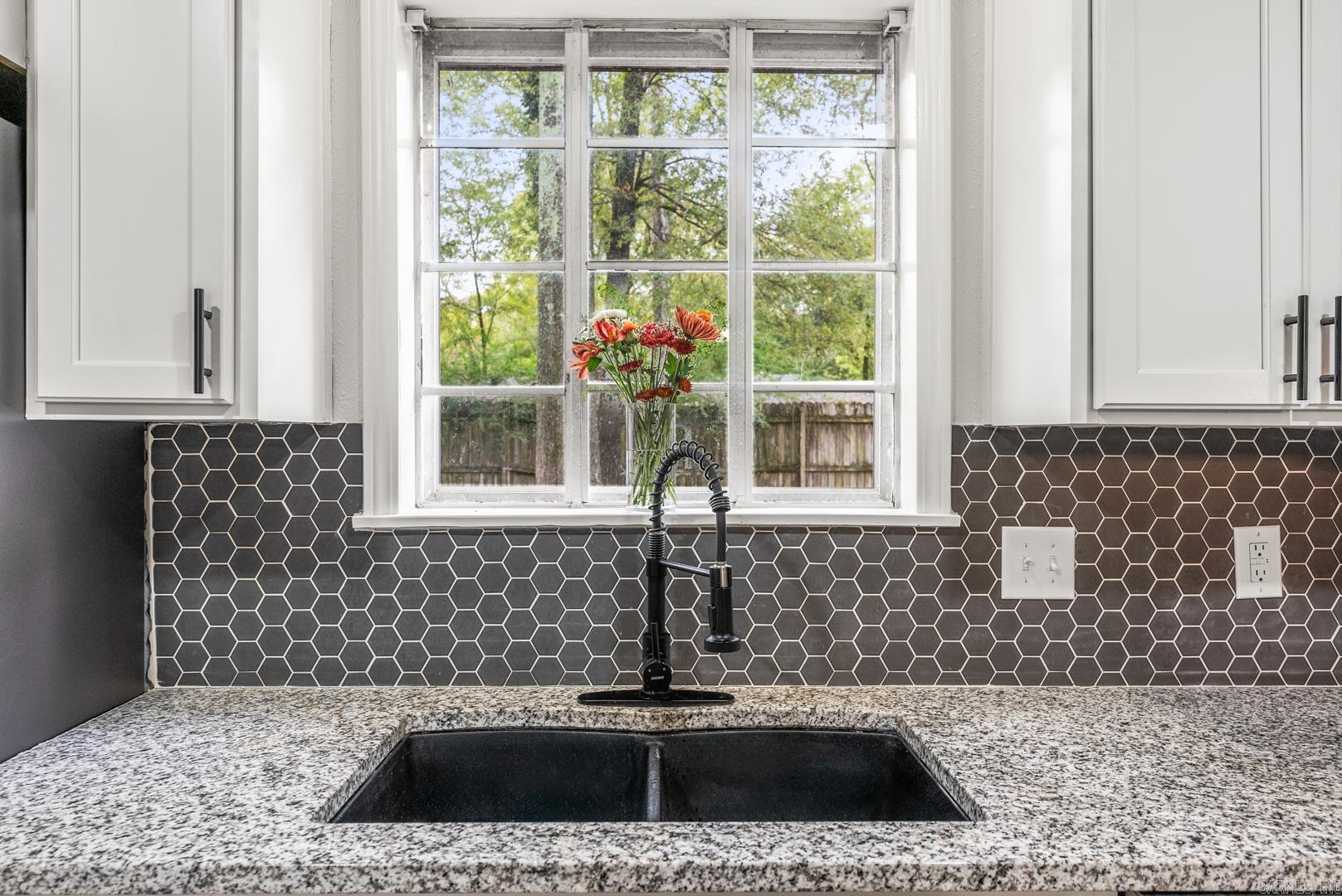 SMOKING OAKS ADD - Residential