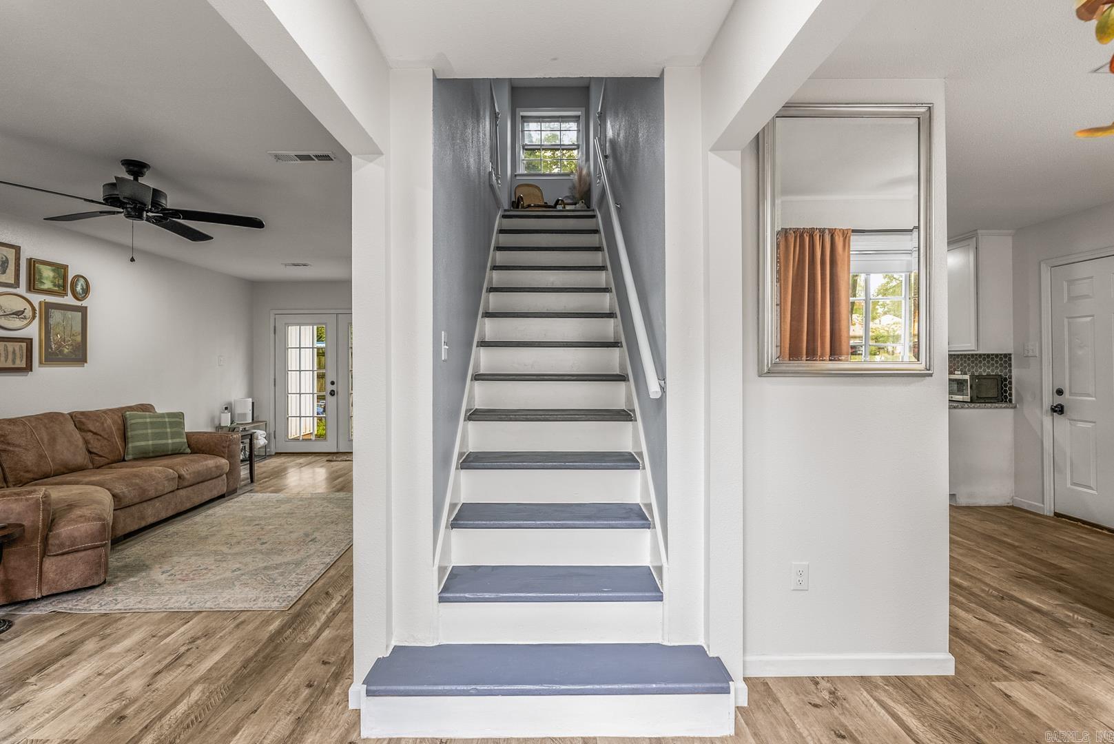 SMOKING OAKS ADD - Residential