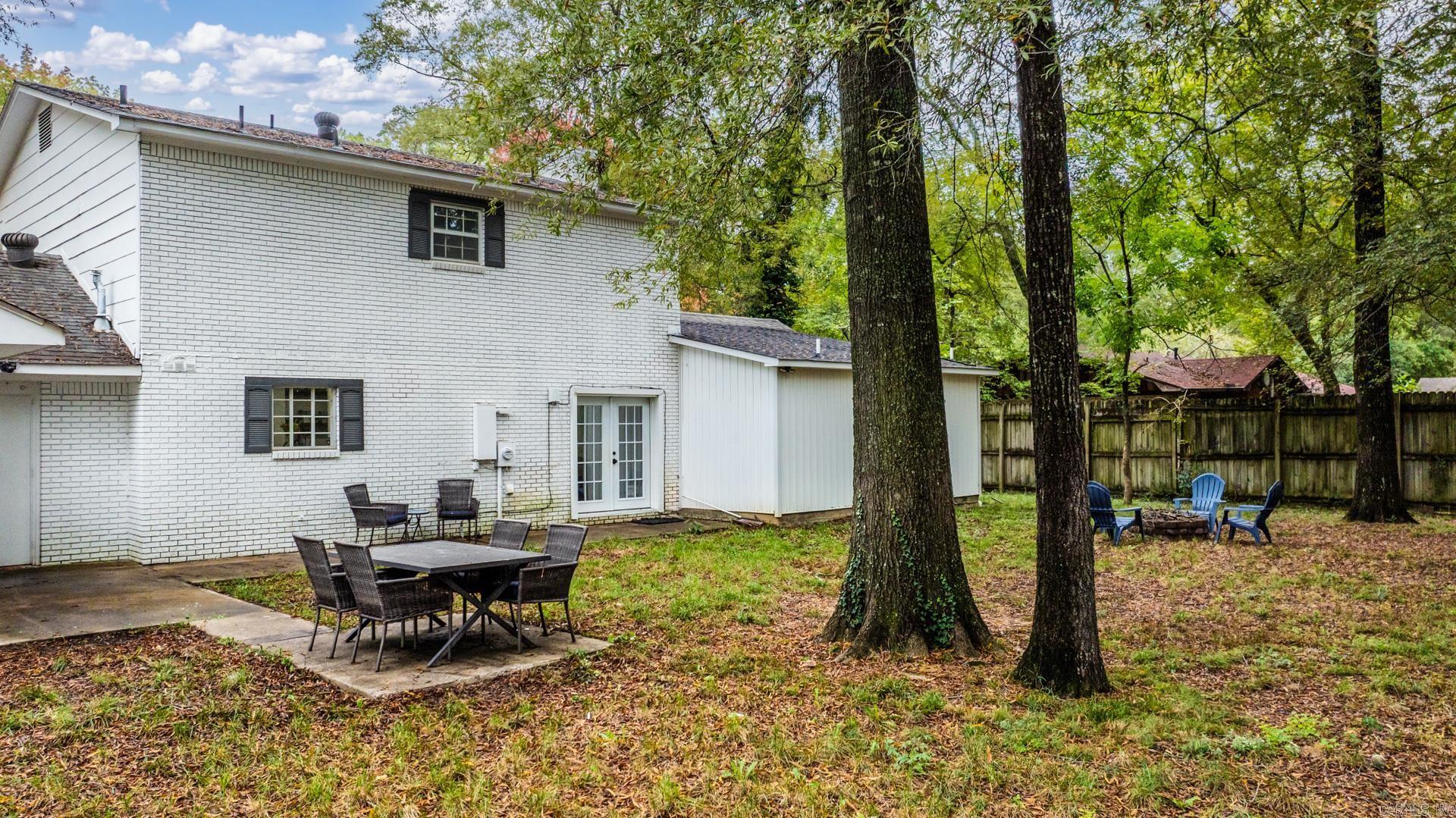 SMOKING OAKS ADD - Residential