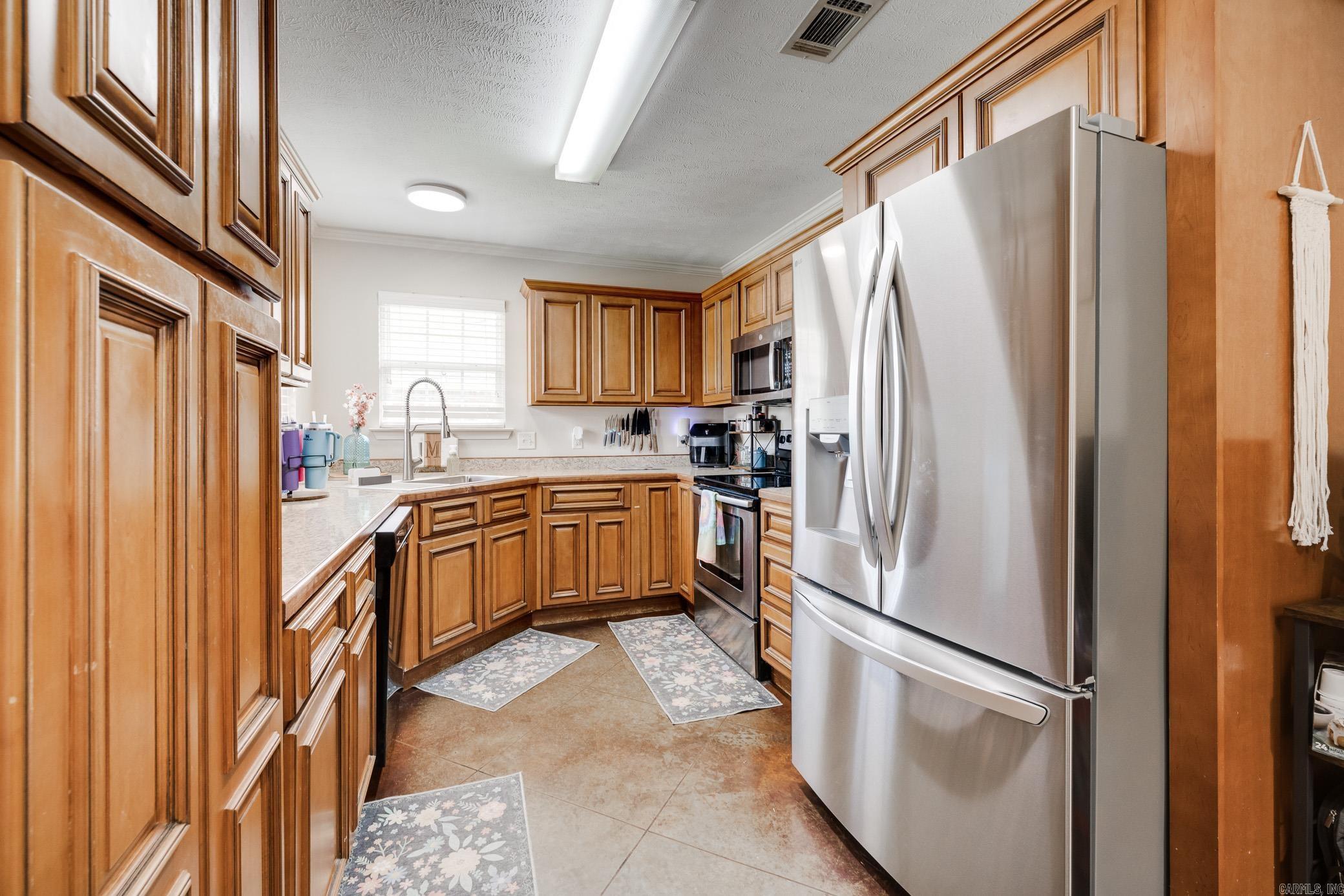 CHESTNUT MEADOWS - Residential