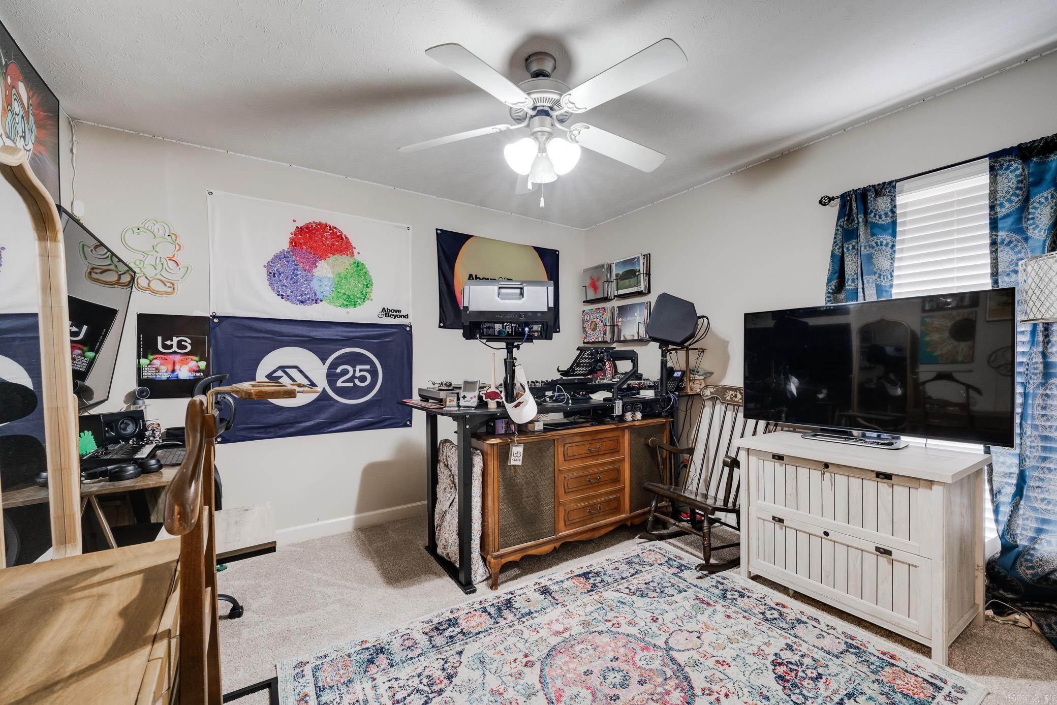 CHESTNUT MEADOWS - Residential