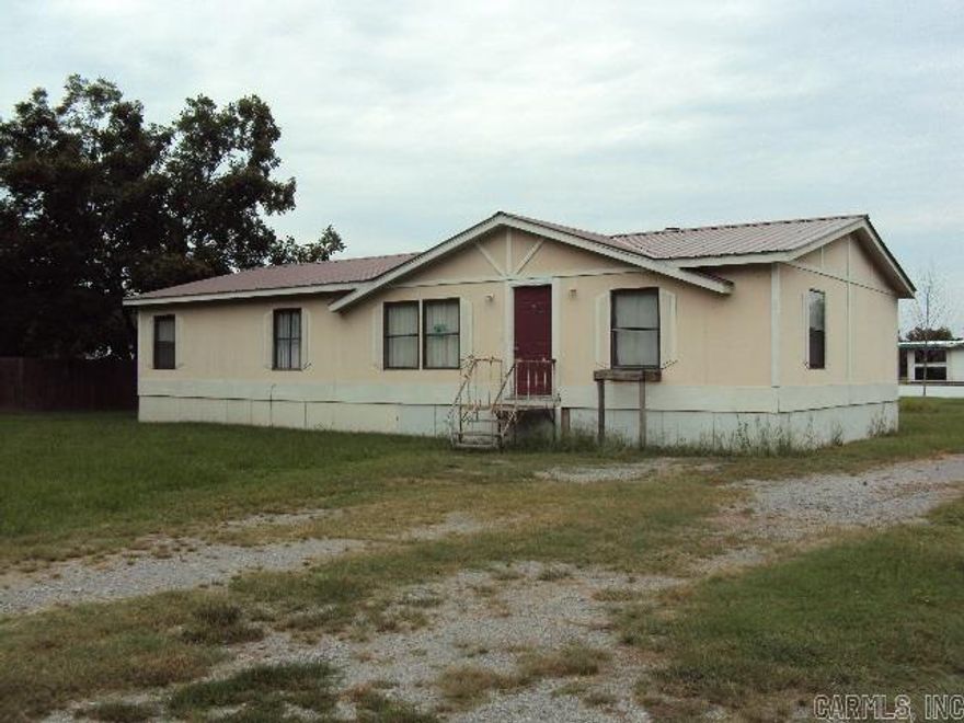 Great place in the country, 2 acres, 20x30 shop built in 2014. Boat in yard to convey. Roof 2014, new well drilled in 2014, 2014 all plumbing replaced. Seller will do owner financing with down and accepted offer. Property line 25 ft behind shop right away to right of property.