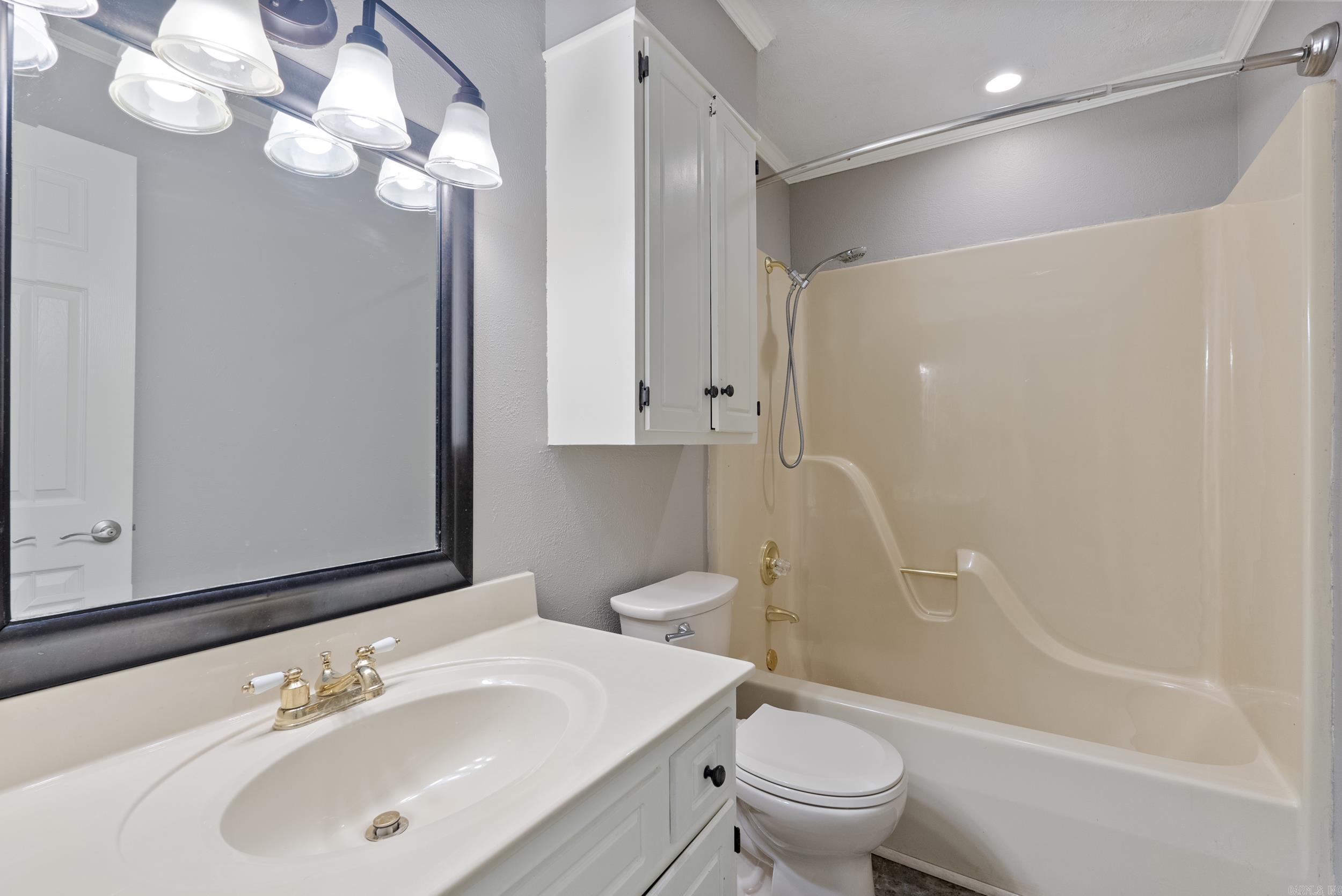 COLONY WEST S/D - Residential