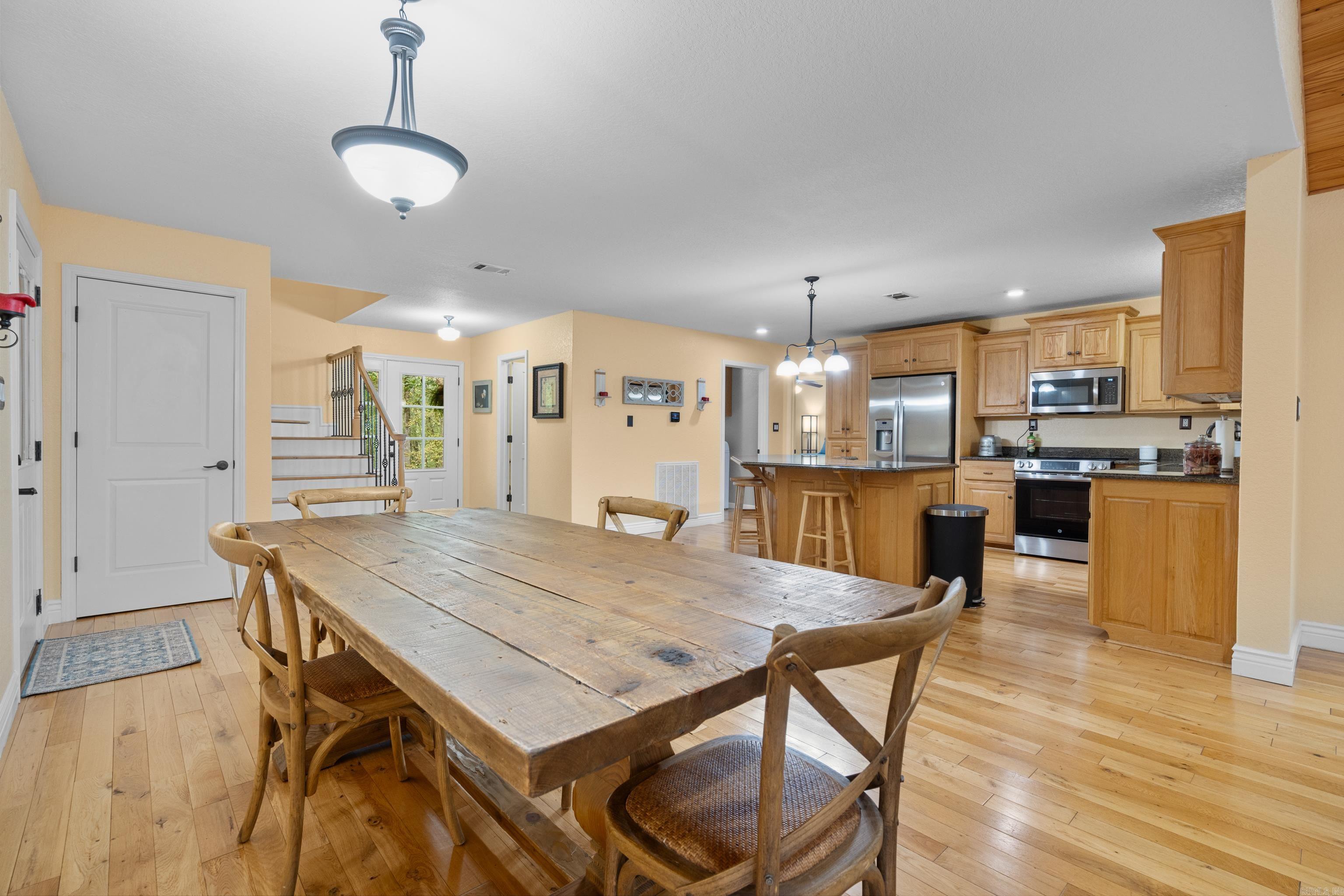 RIVERVIEW ESTATES - Residential