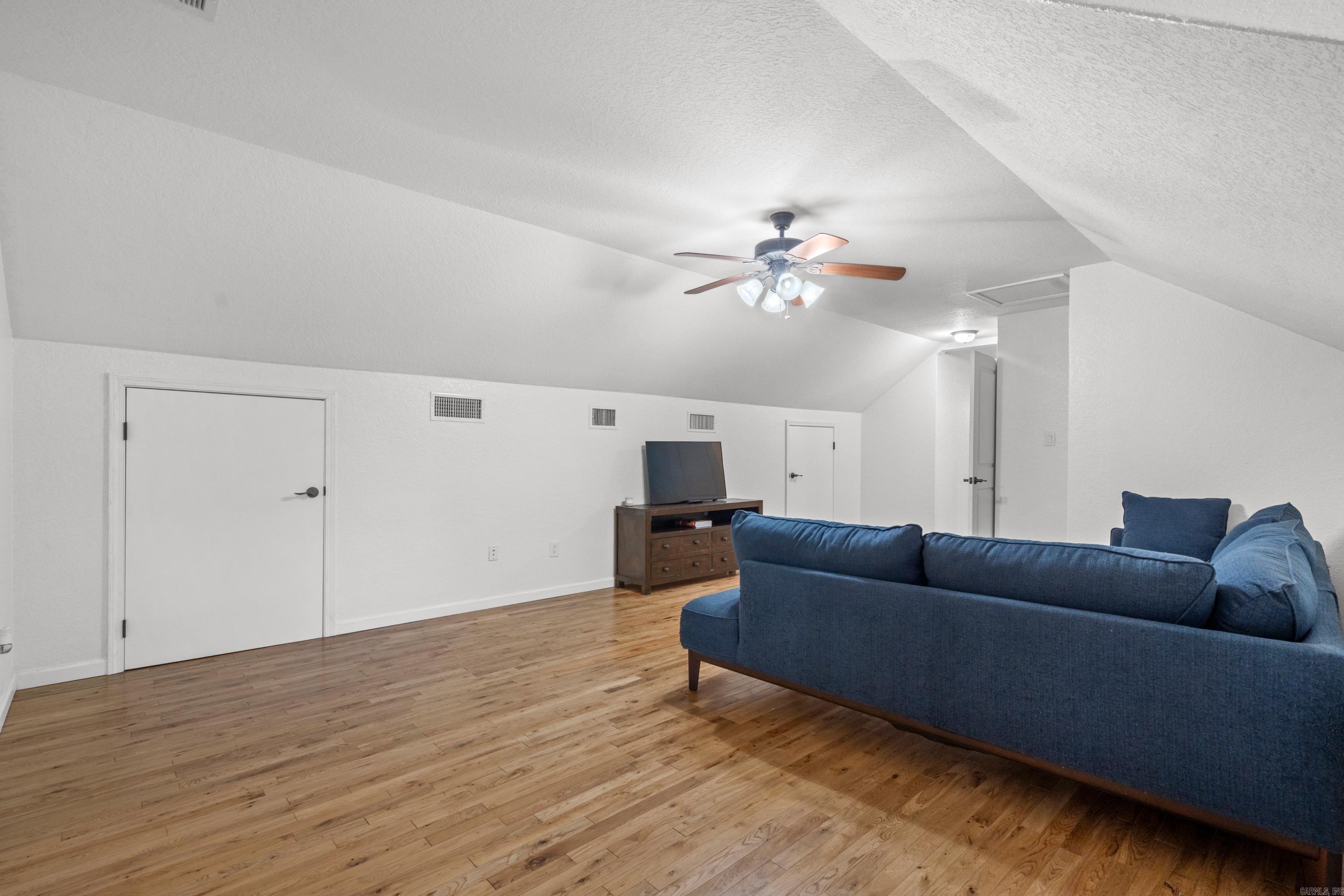 RIVERVIEW ESTATES - Residential