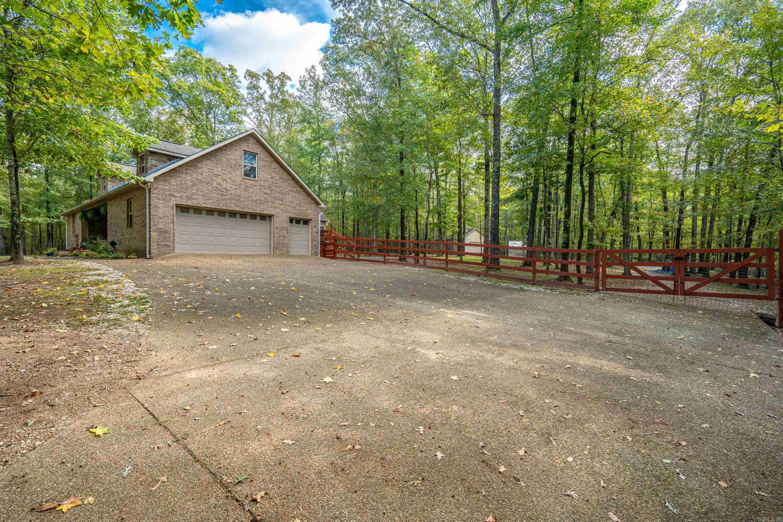 RIVERVIEW ESTATES - Residential