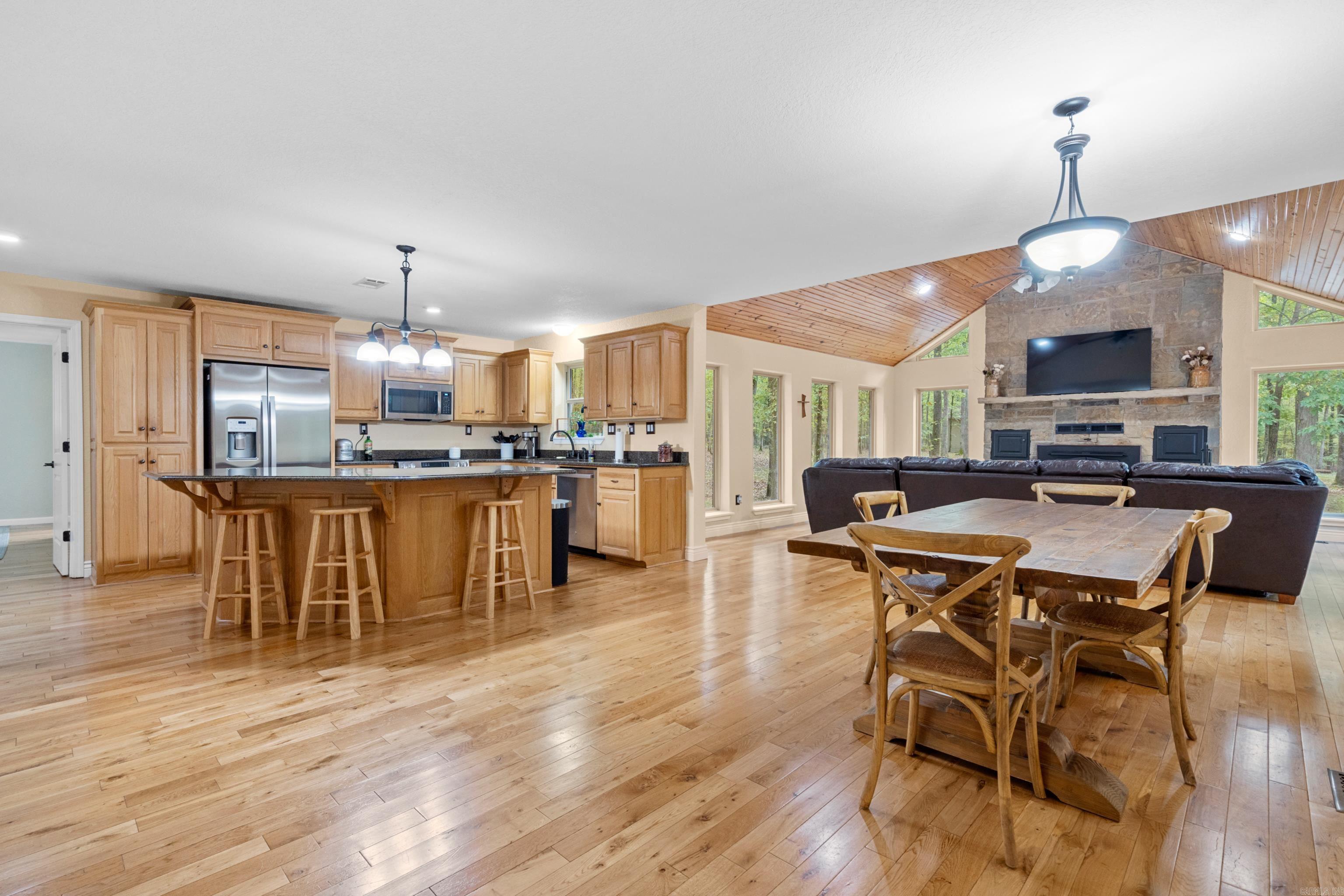 RIVERVIEW ESTATES - Residential