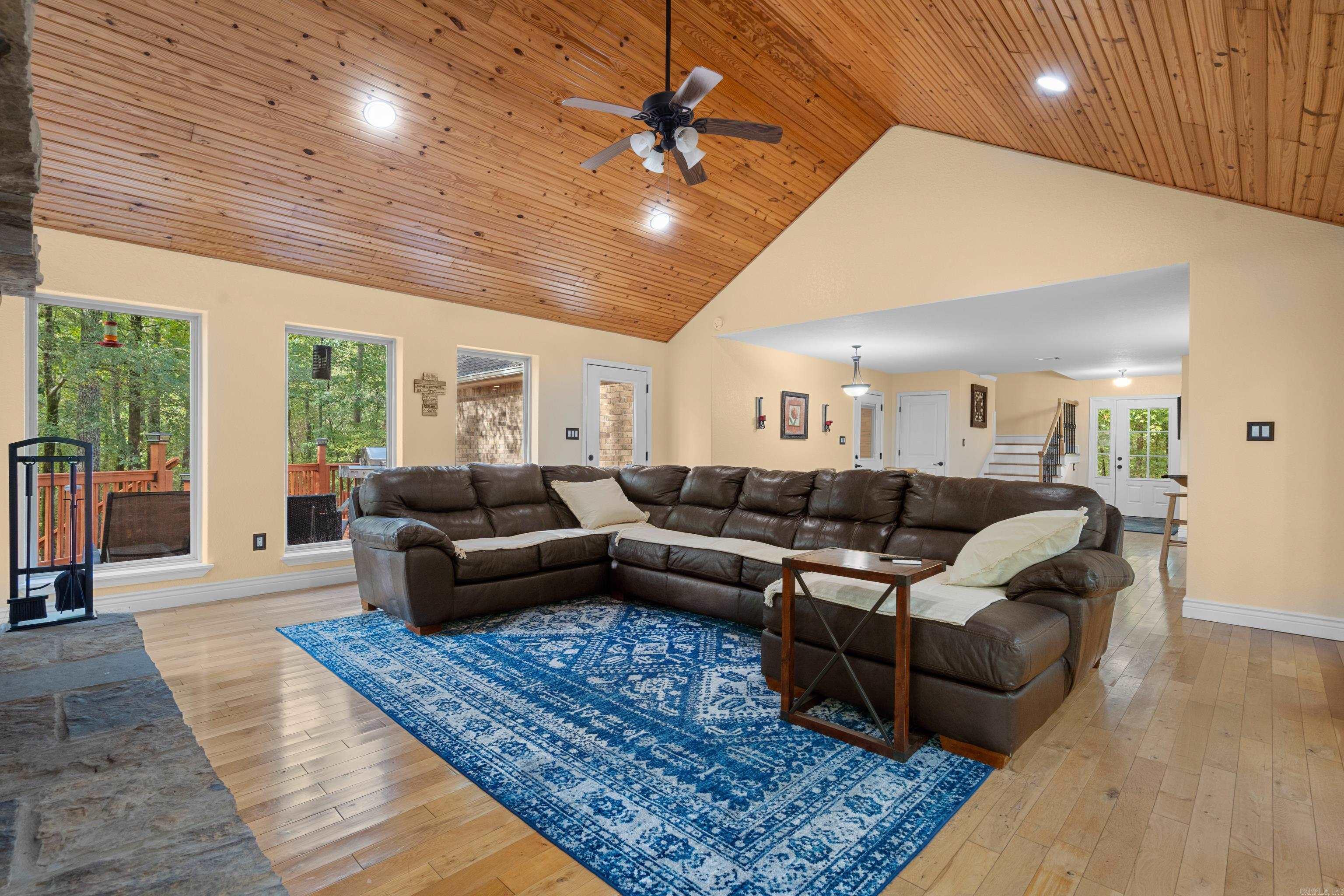 RIVERVIEW ESTATES - Residential