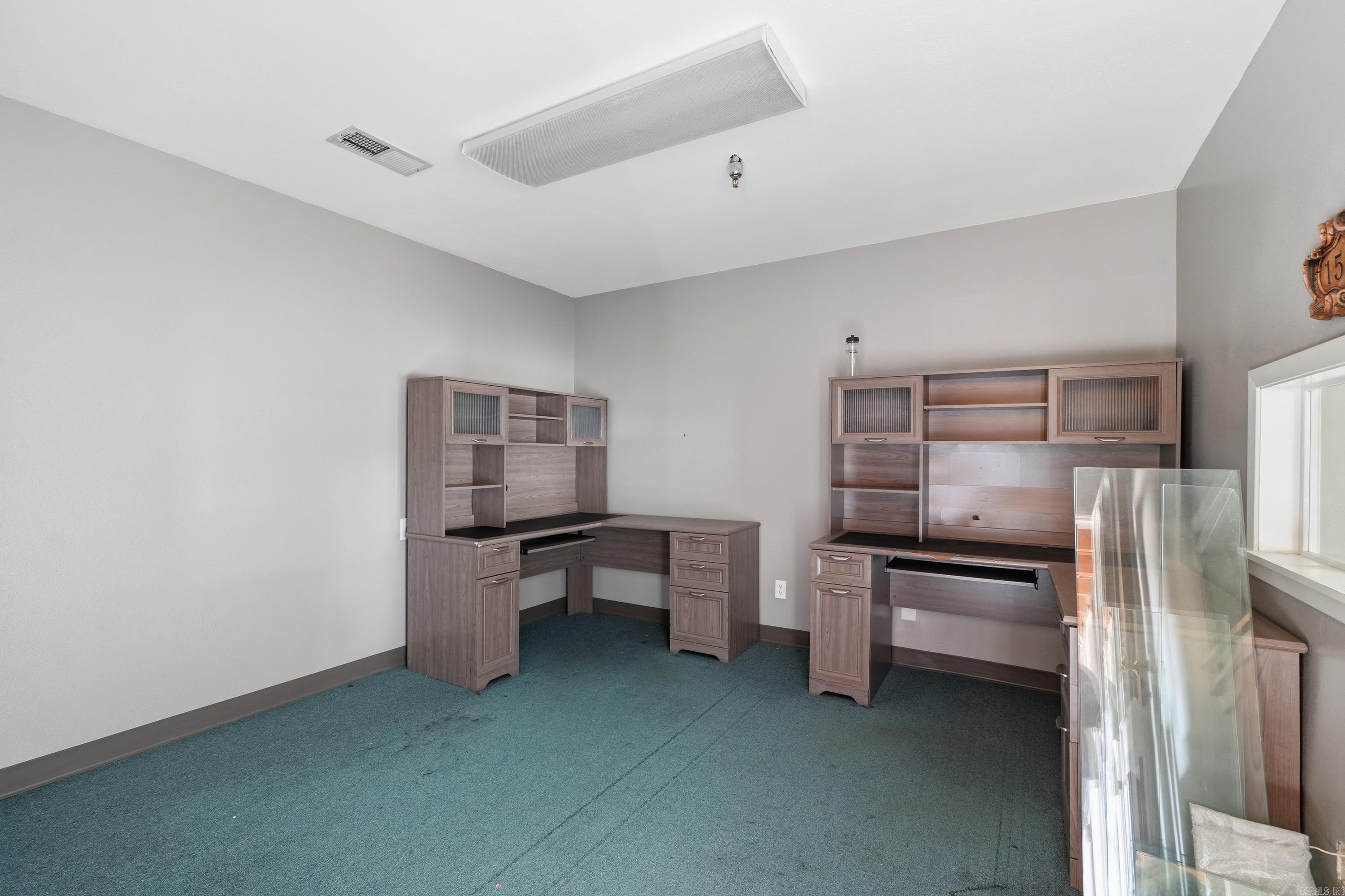 Gin Creek - Residential Lease