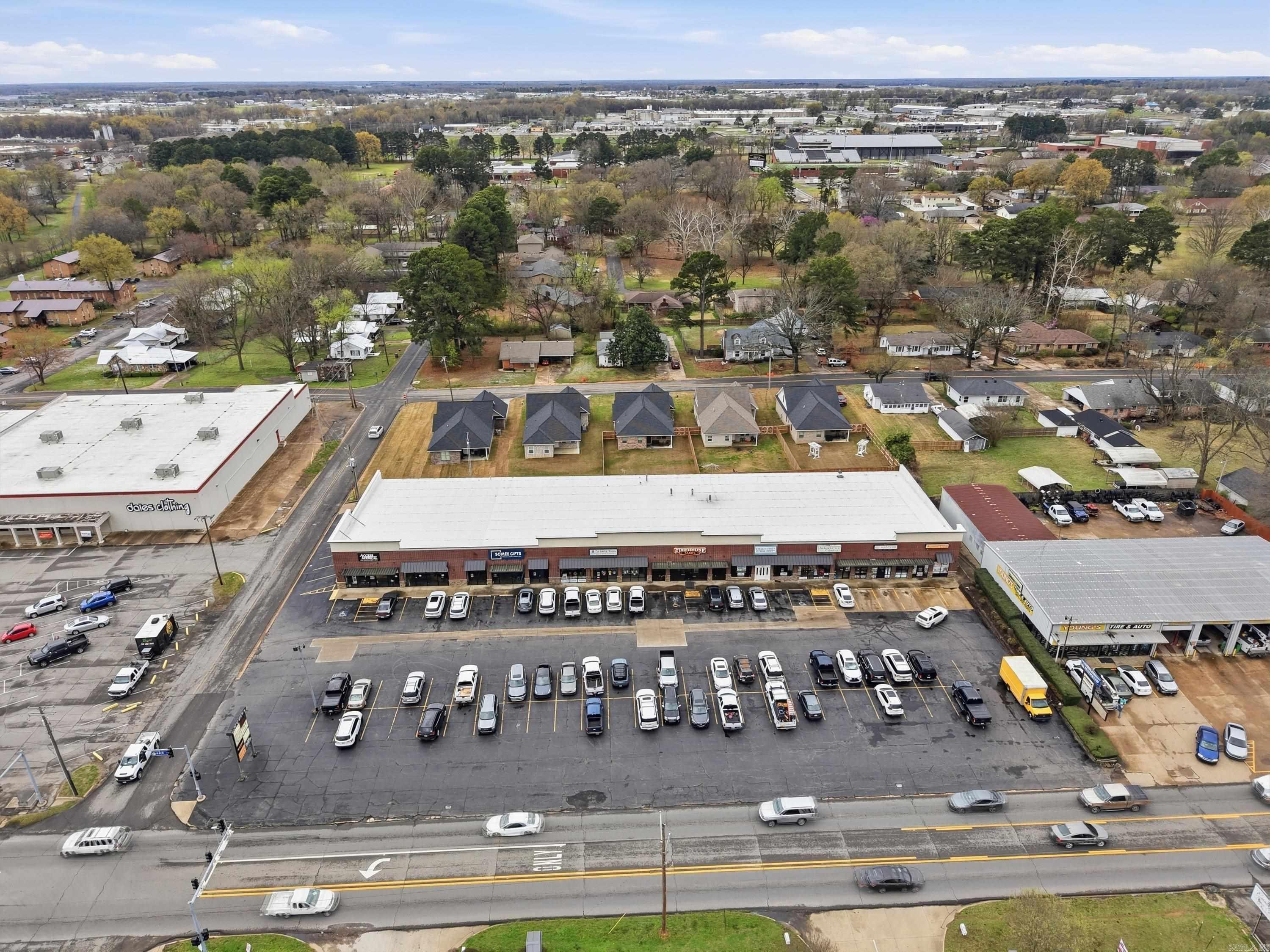 Gin Creek - Residential Lease