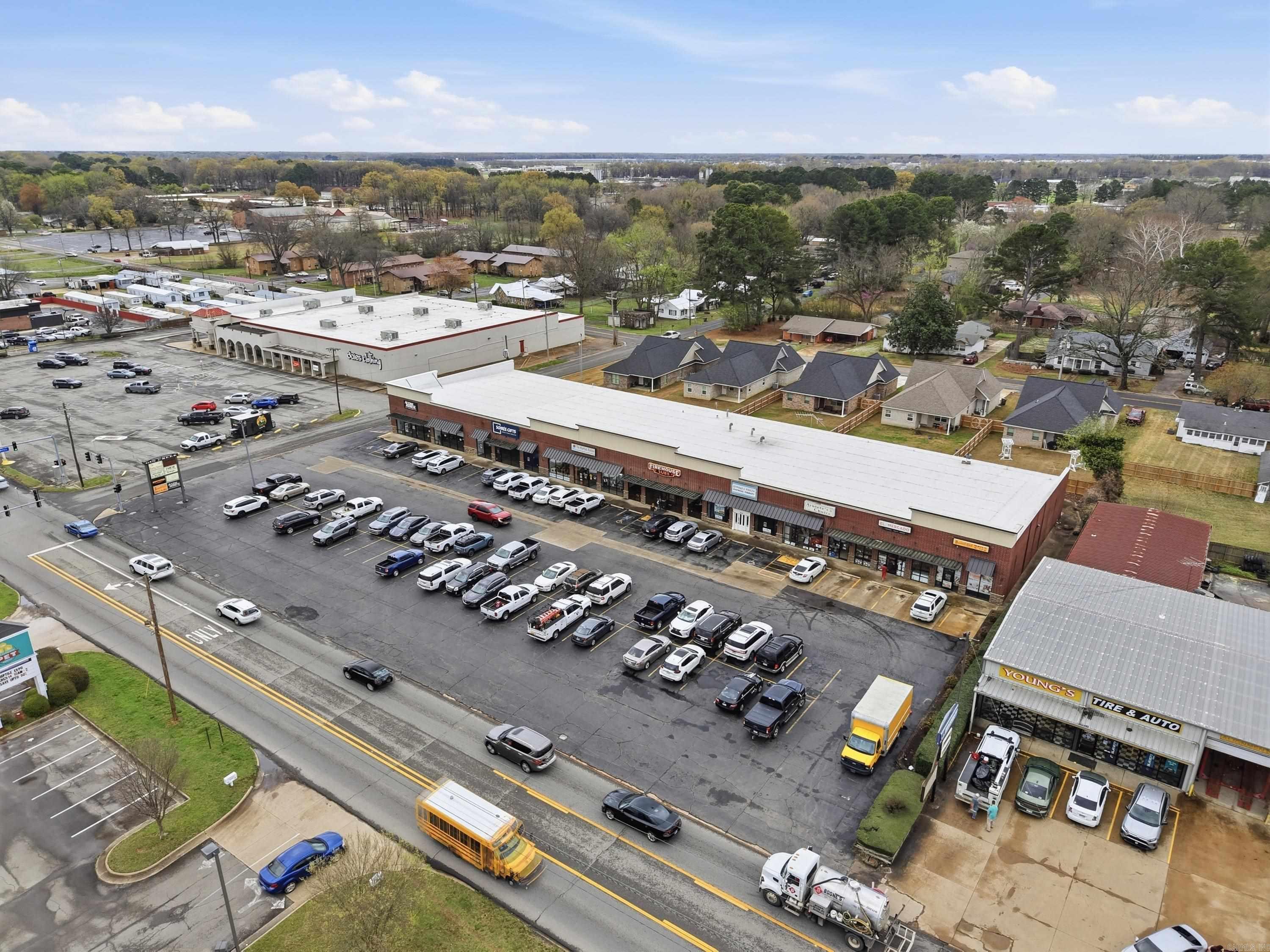 Gin Creek - Residential Lease