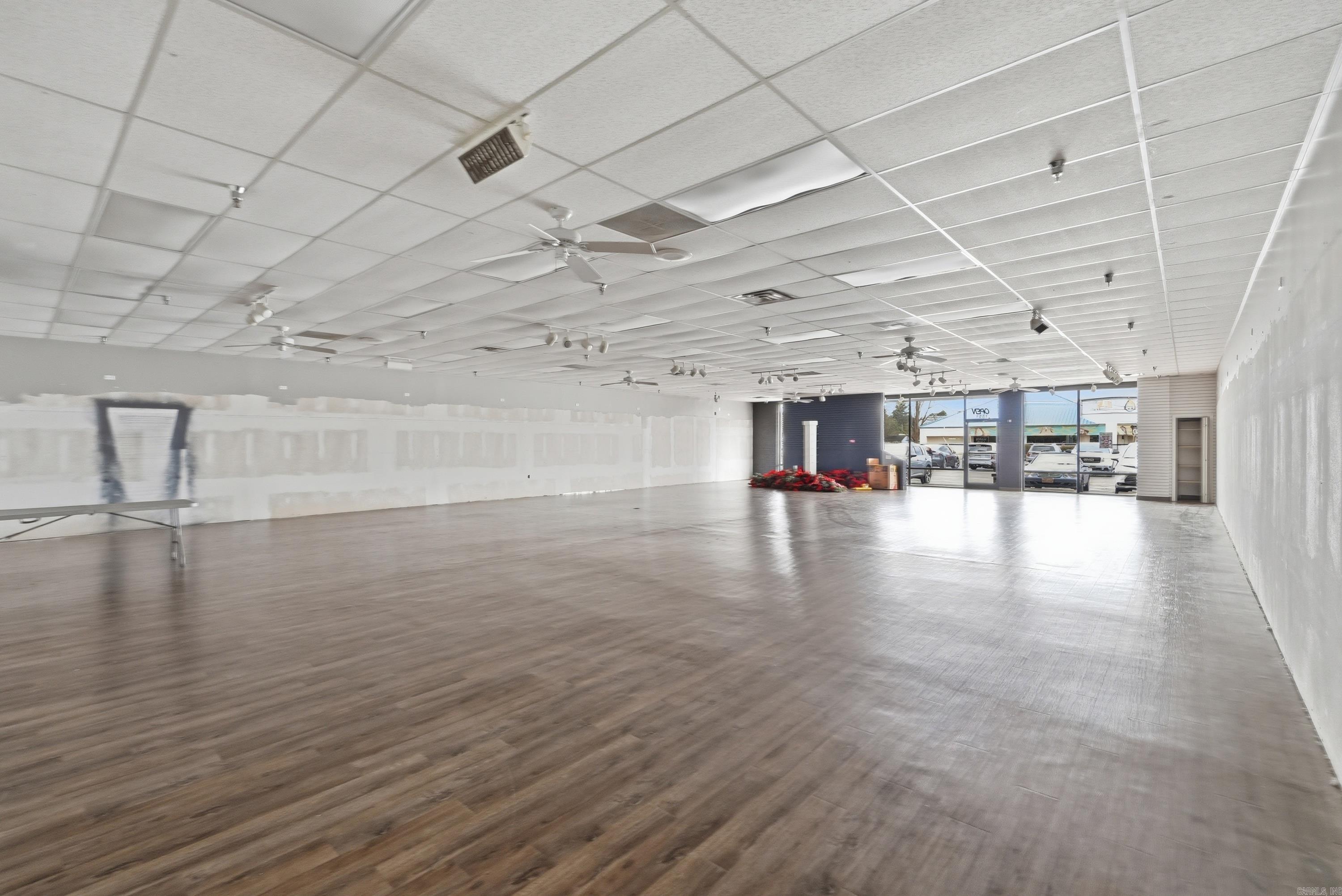 Gin Creek - Residential Lease