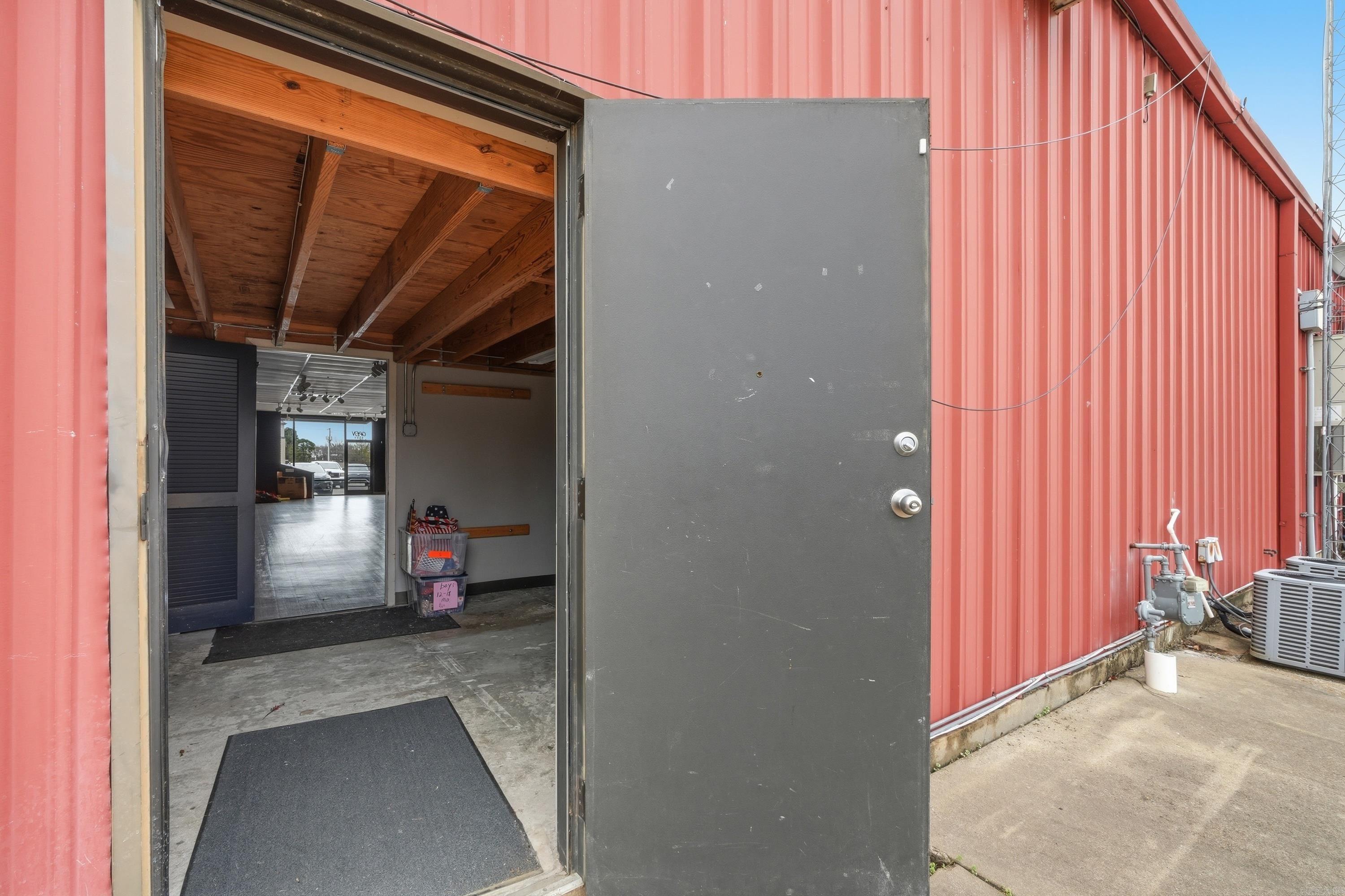 Gin Creek - Residential Lease