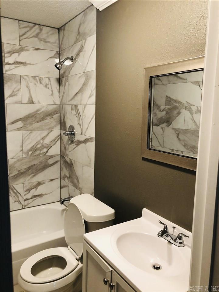 Red Oak - Residential Lease