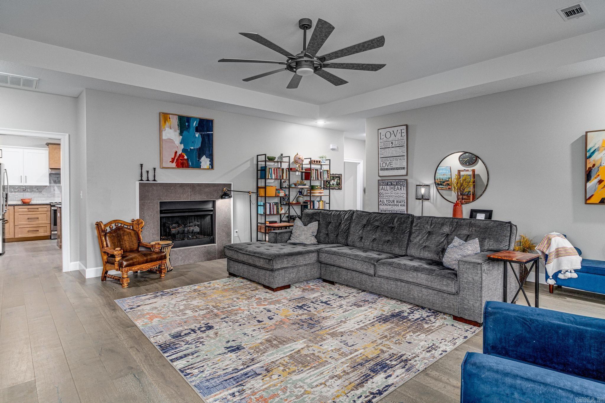 SHADOW RIDGE - Residential