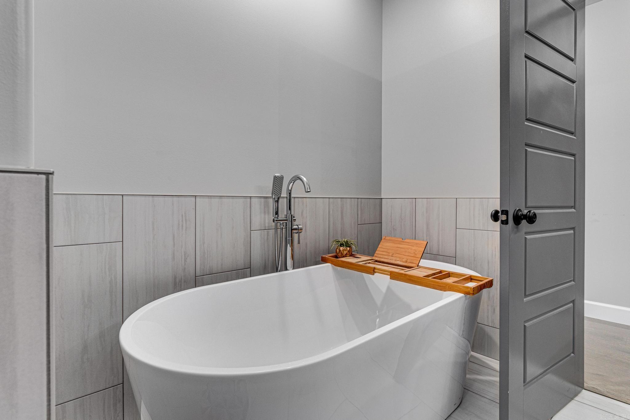 SHADOW RIDGE - Residential