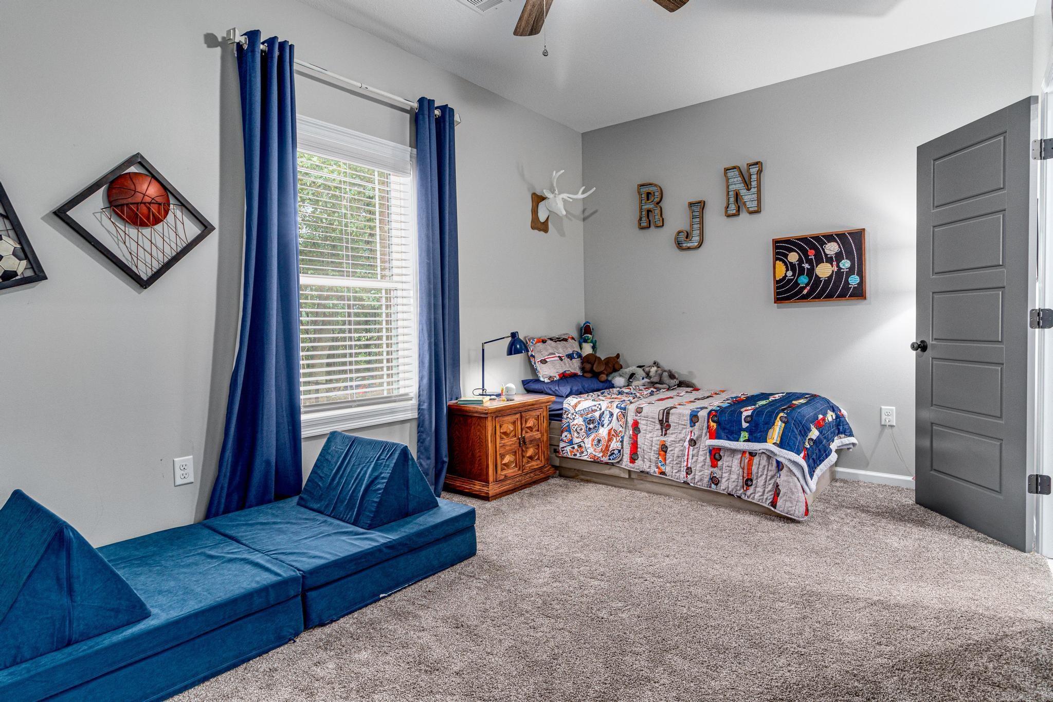 SHADOW RIDGE - Residential