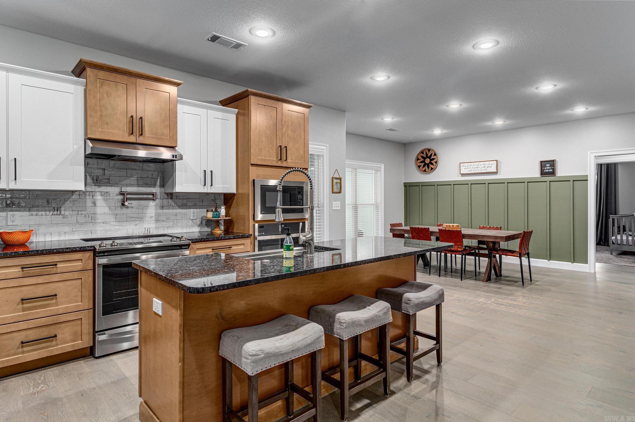 SHADOW RIDGE - Residential