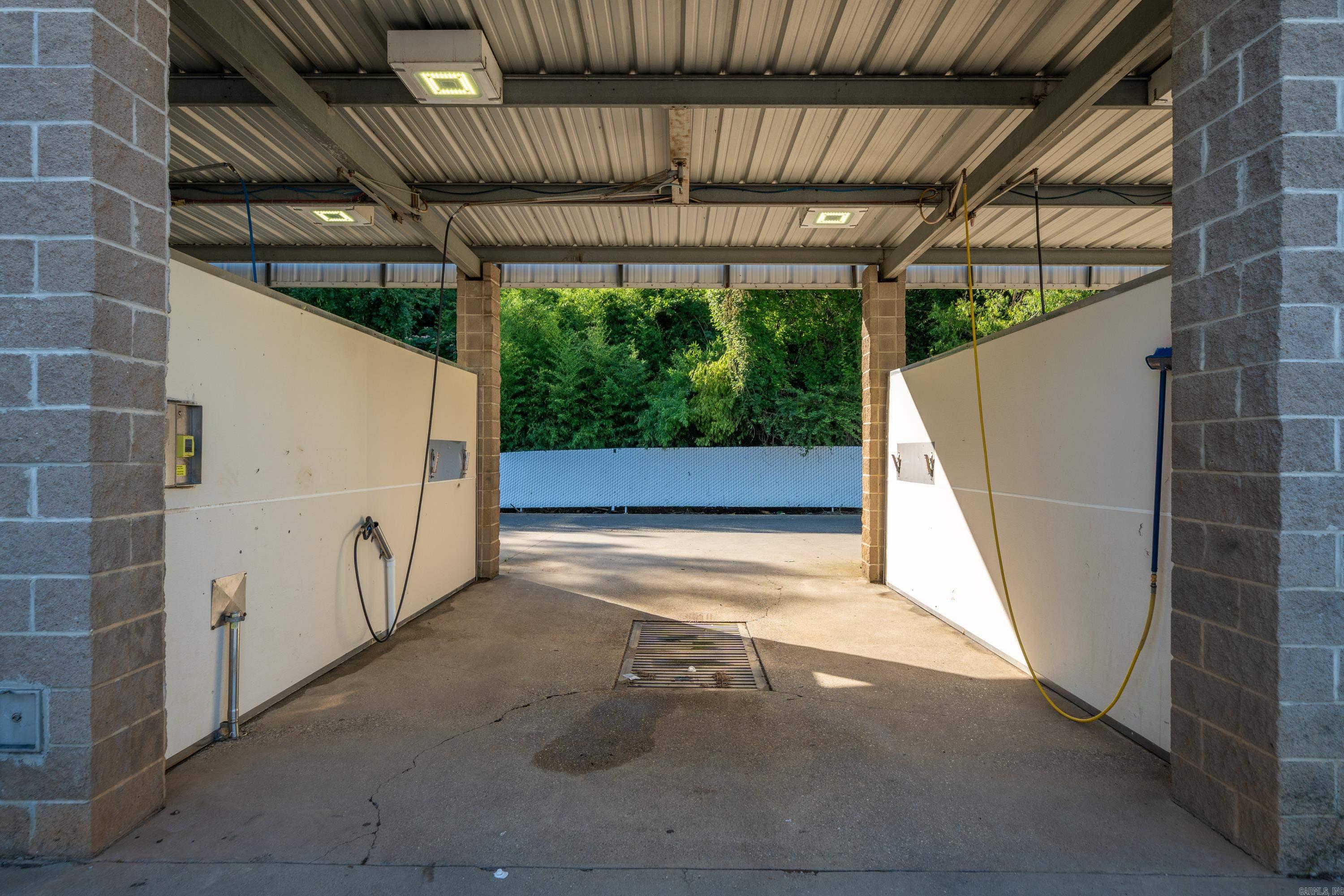 Central Avenue Park - Commercial Sale