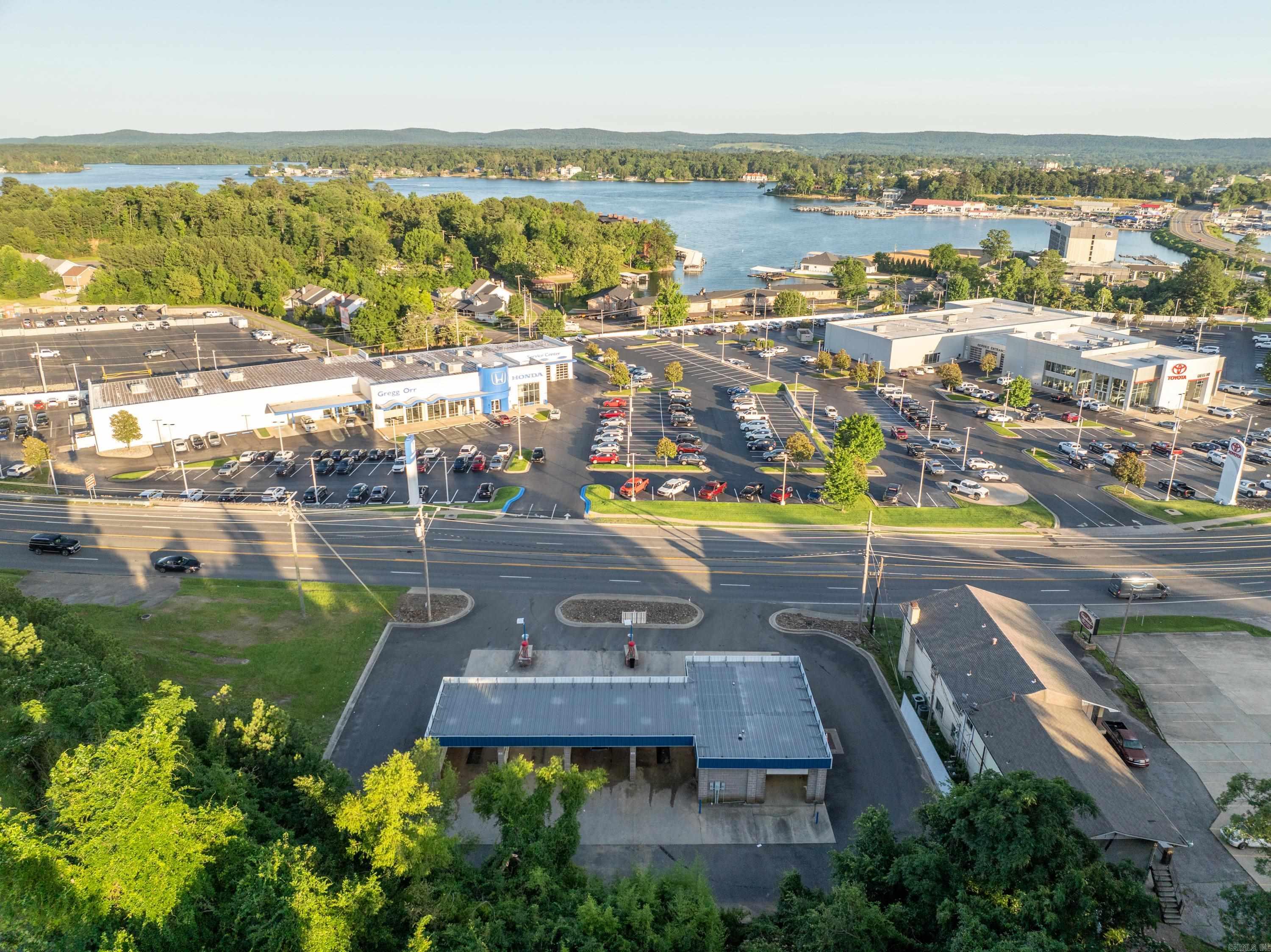 Central Avenue Park - Commercial Sale