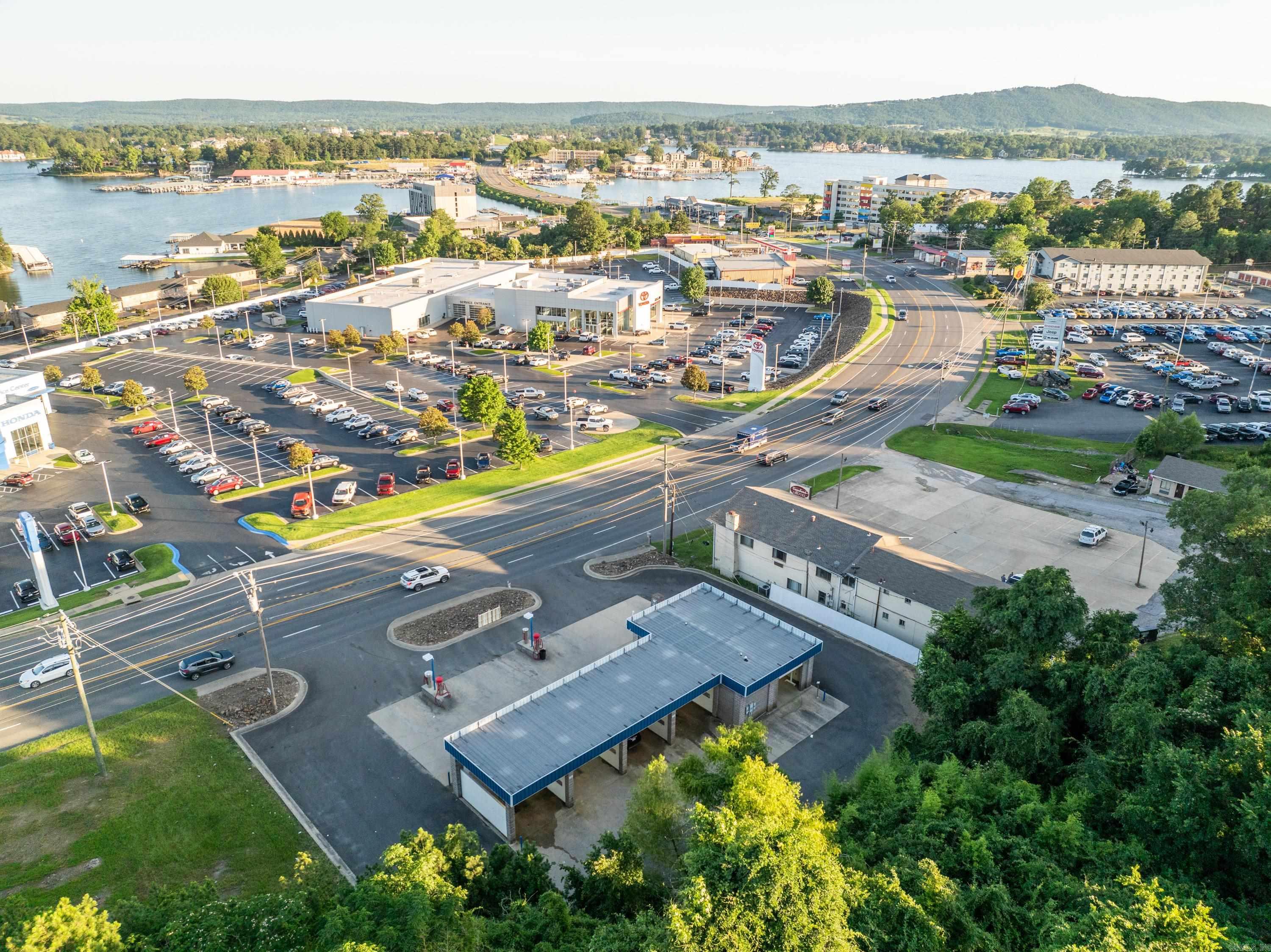 Central Avenue Park - Commercial Sale