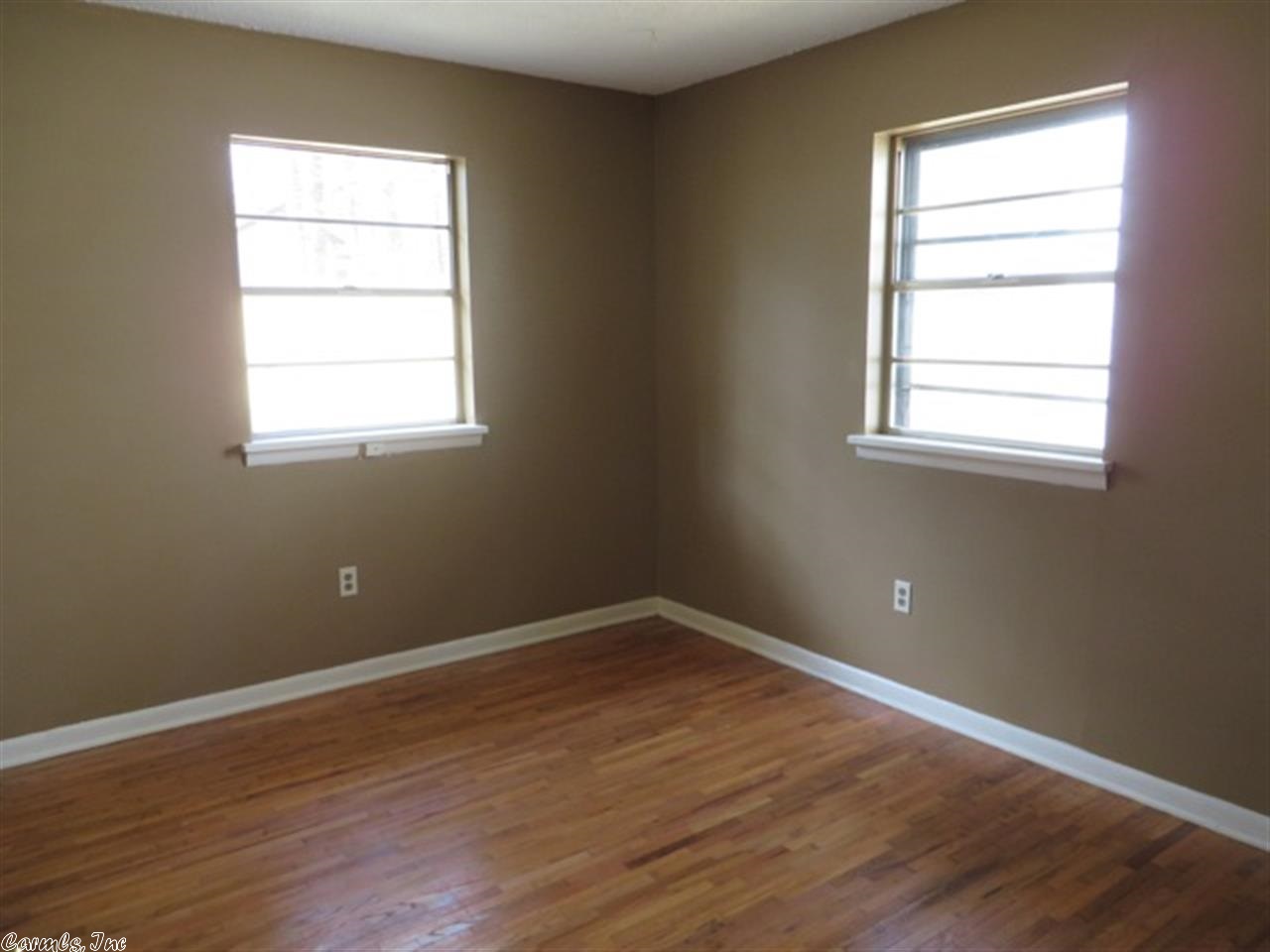 BARROW JOHN - Residential