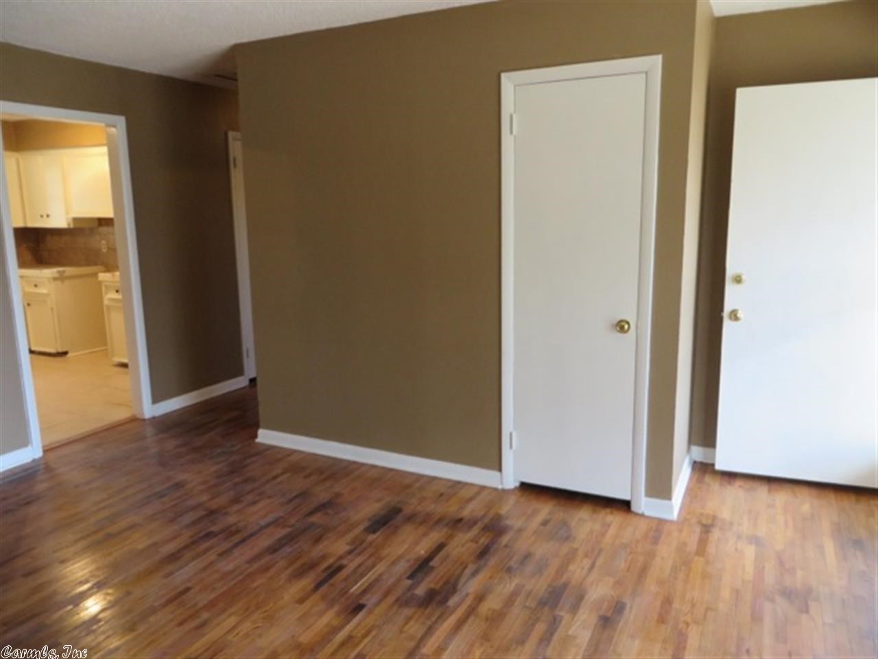 BARROW JOHN - Residential