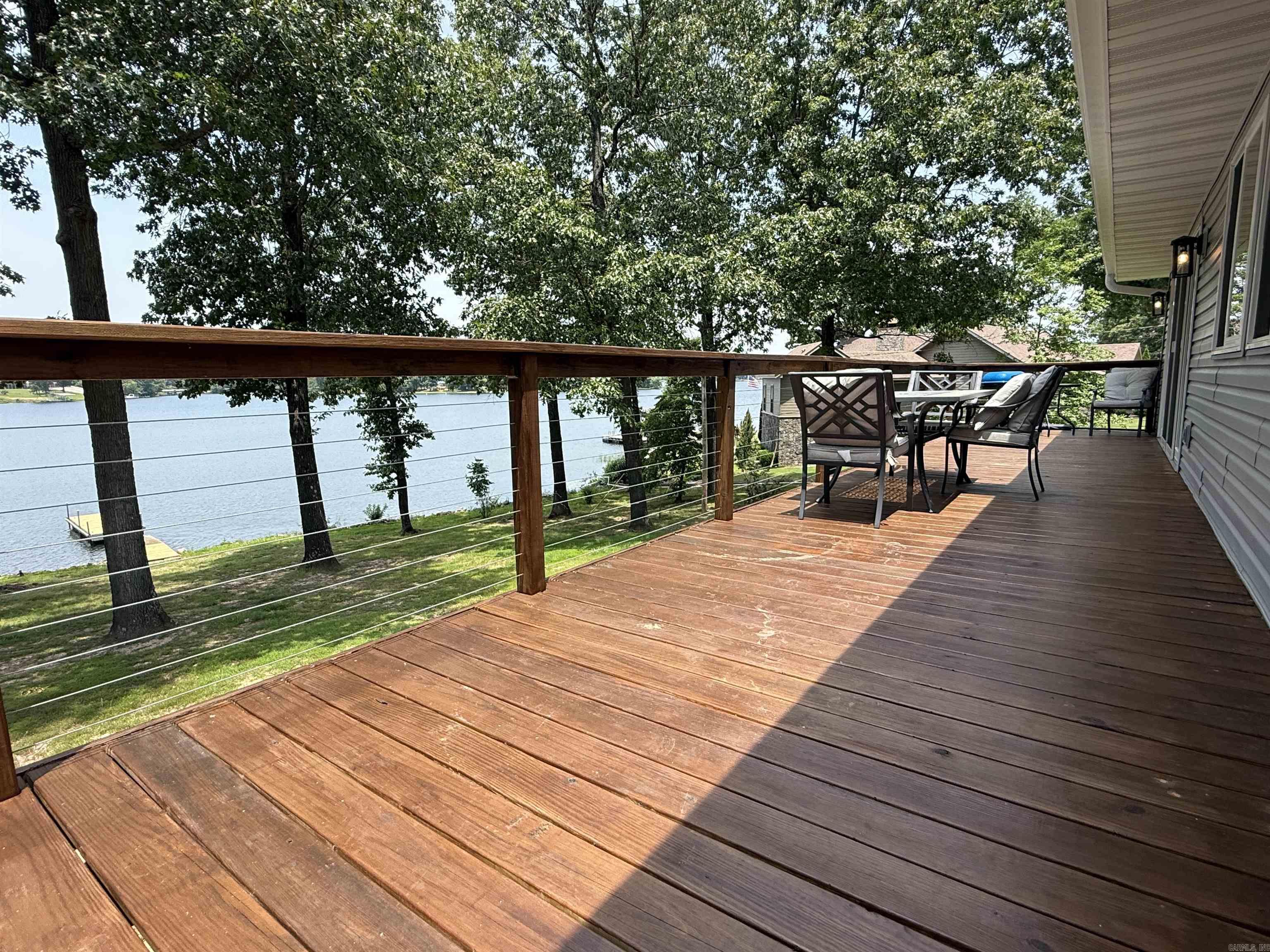 SOUTH SHORE - Residential