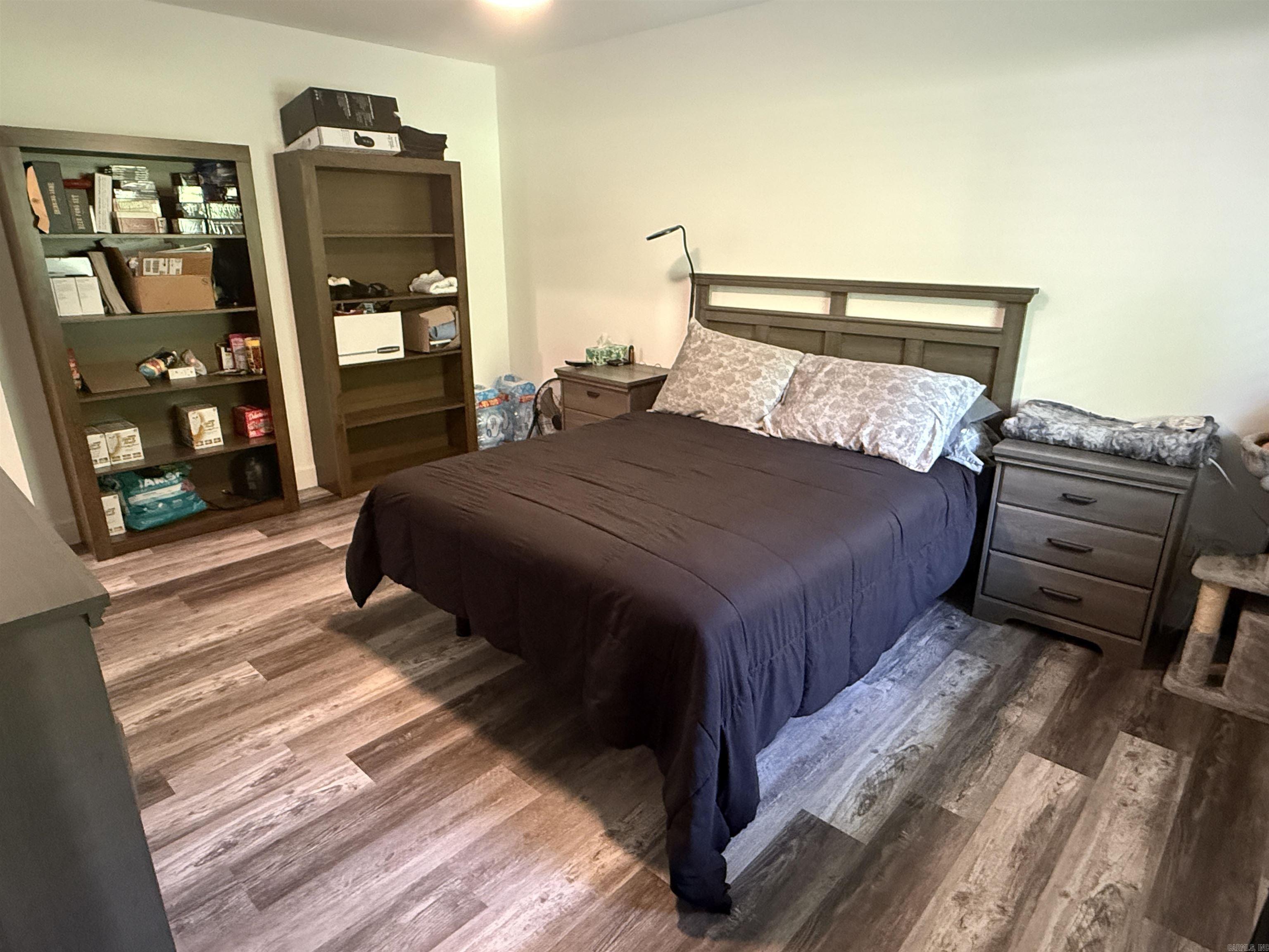 SOUTH SHORE - Residential