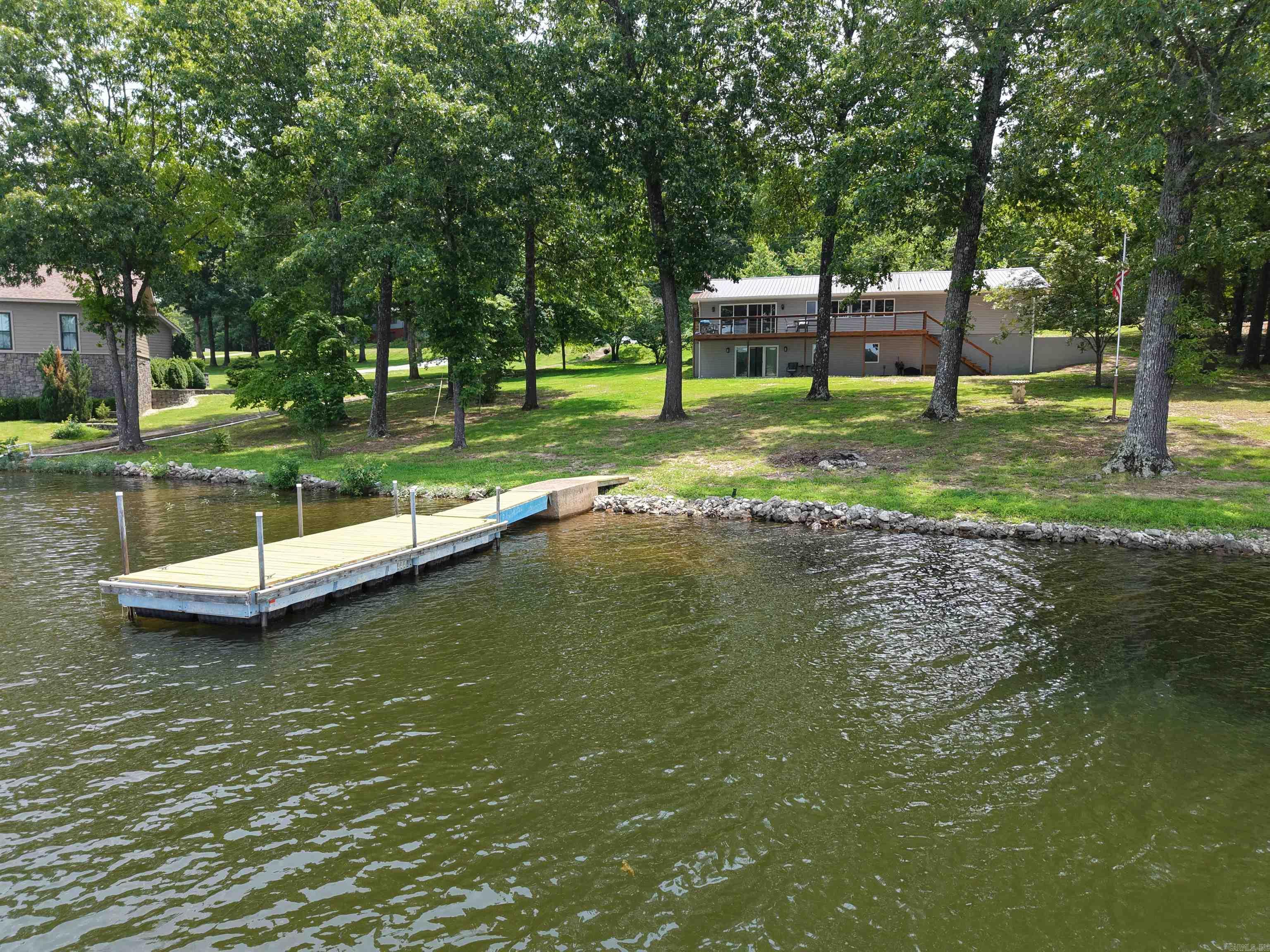 SOUTH SHORE - Residential