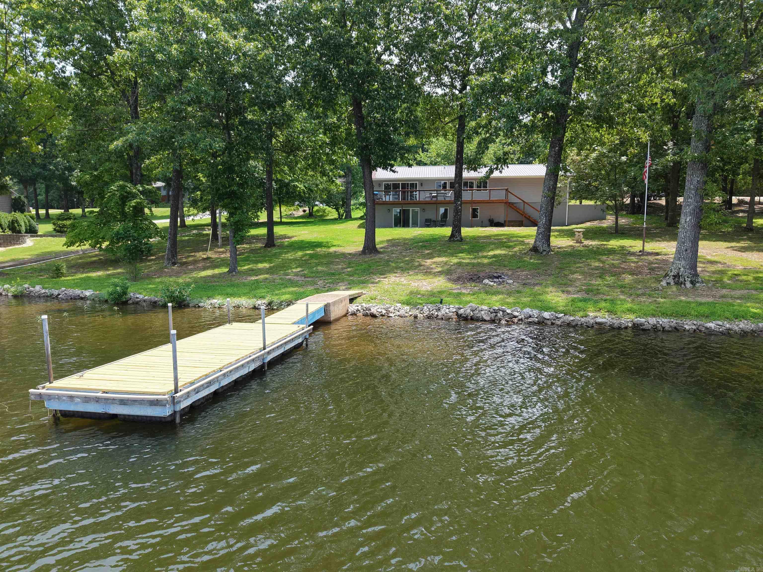 SOUTH SHORE - Residential