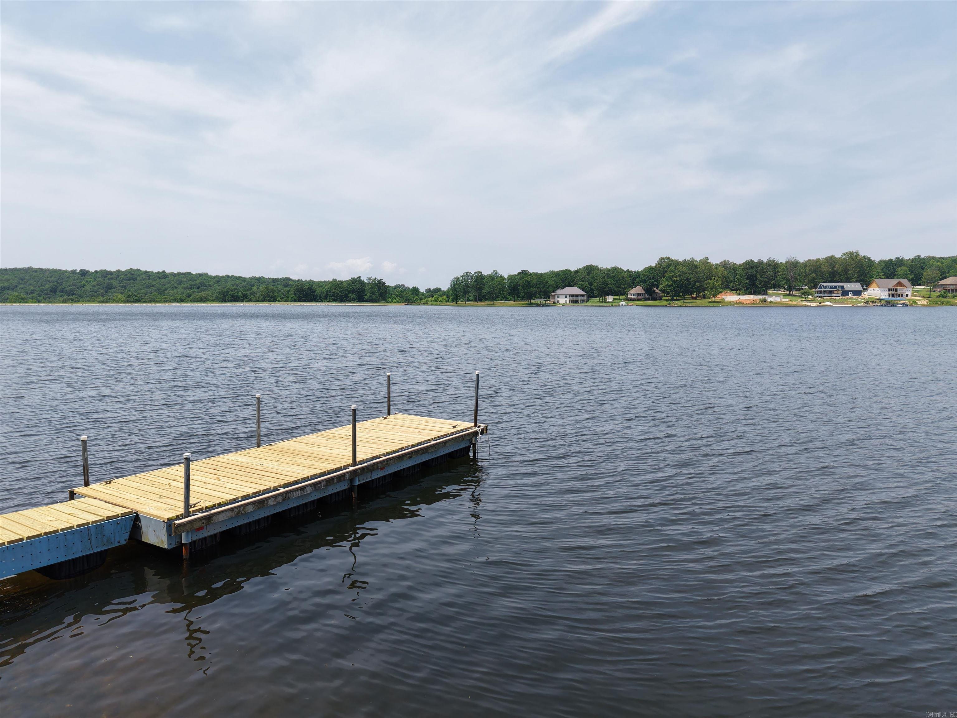 SOUTH SHORE - Residential