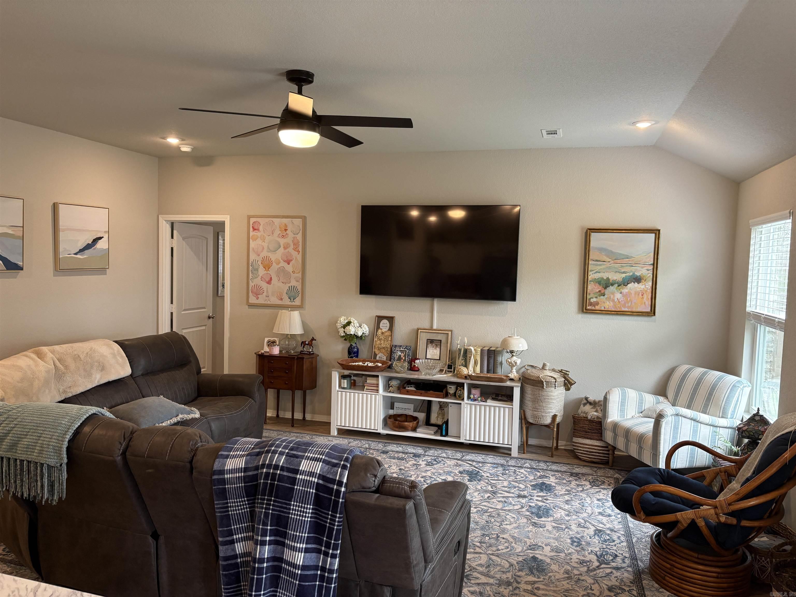 BELL VALLEY - Residential