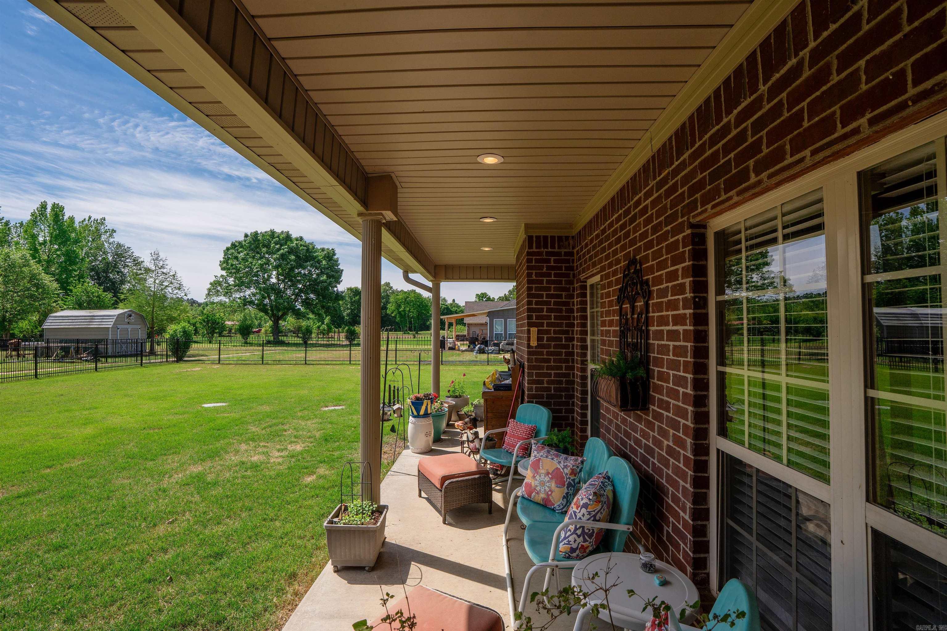 LOST CREEK - Residential