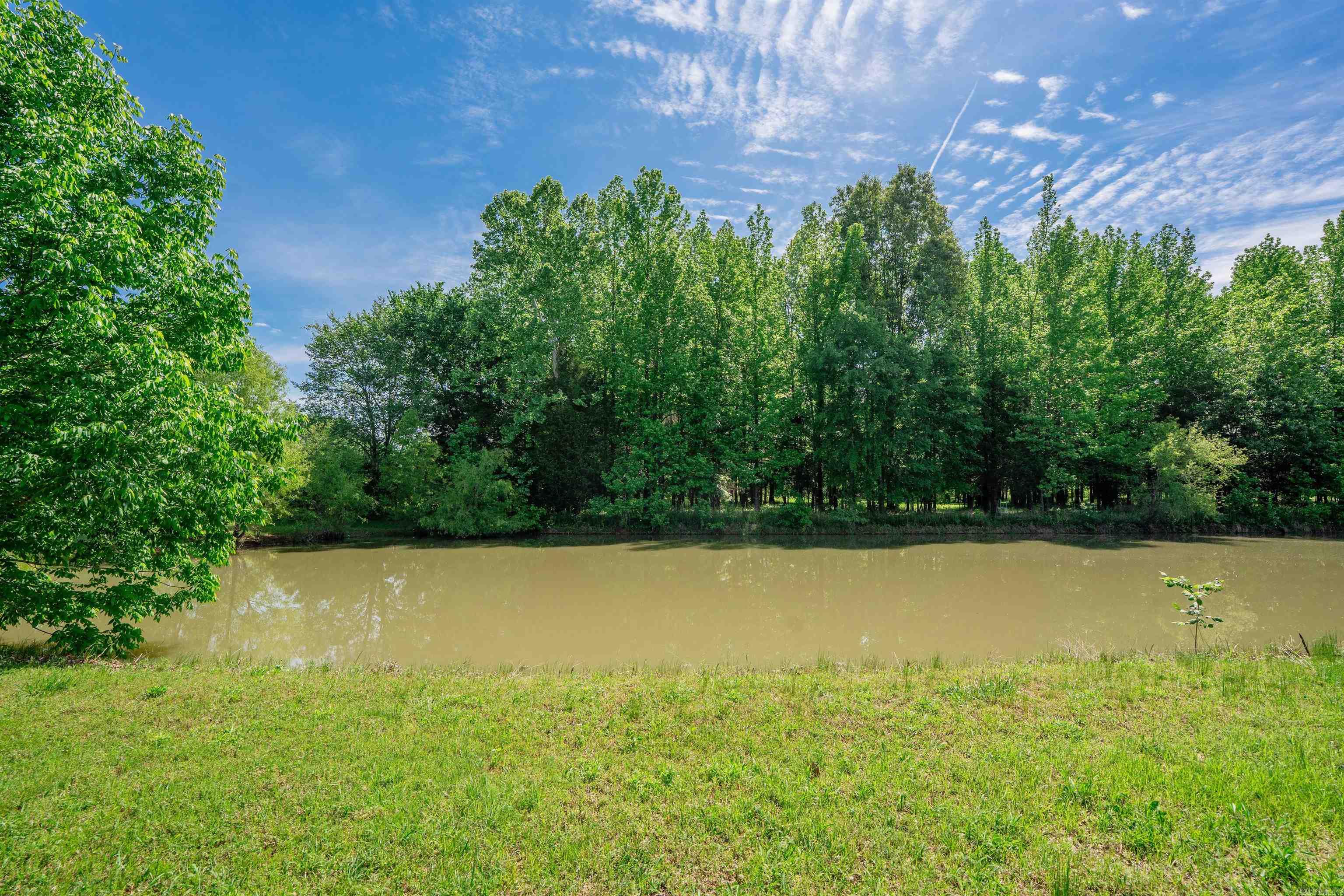 LOST CREEK - Residential