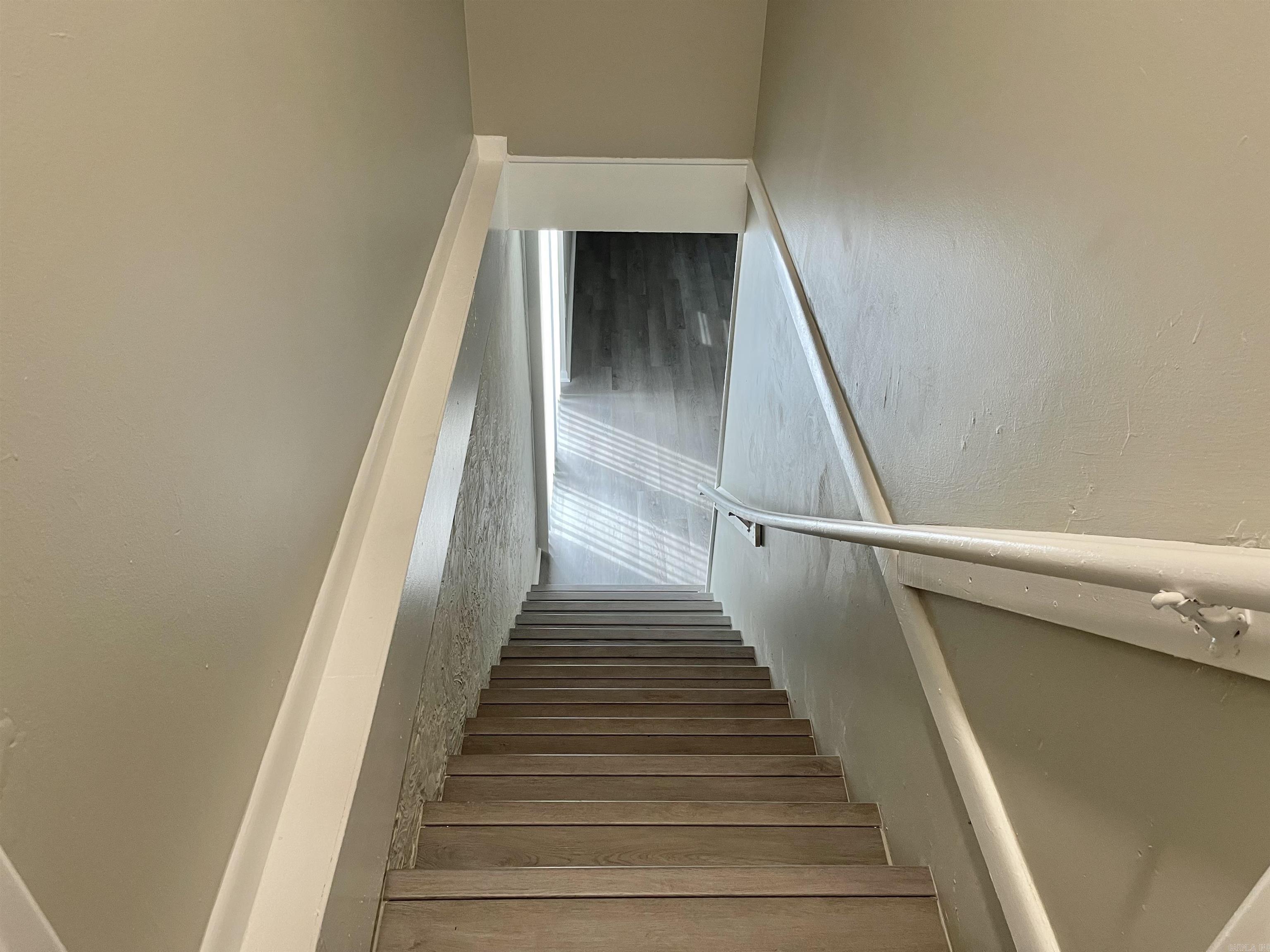 TWIN LAKES - Residential