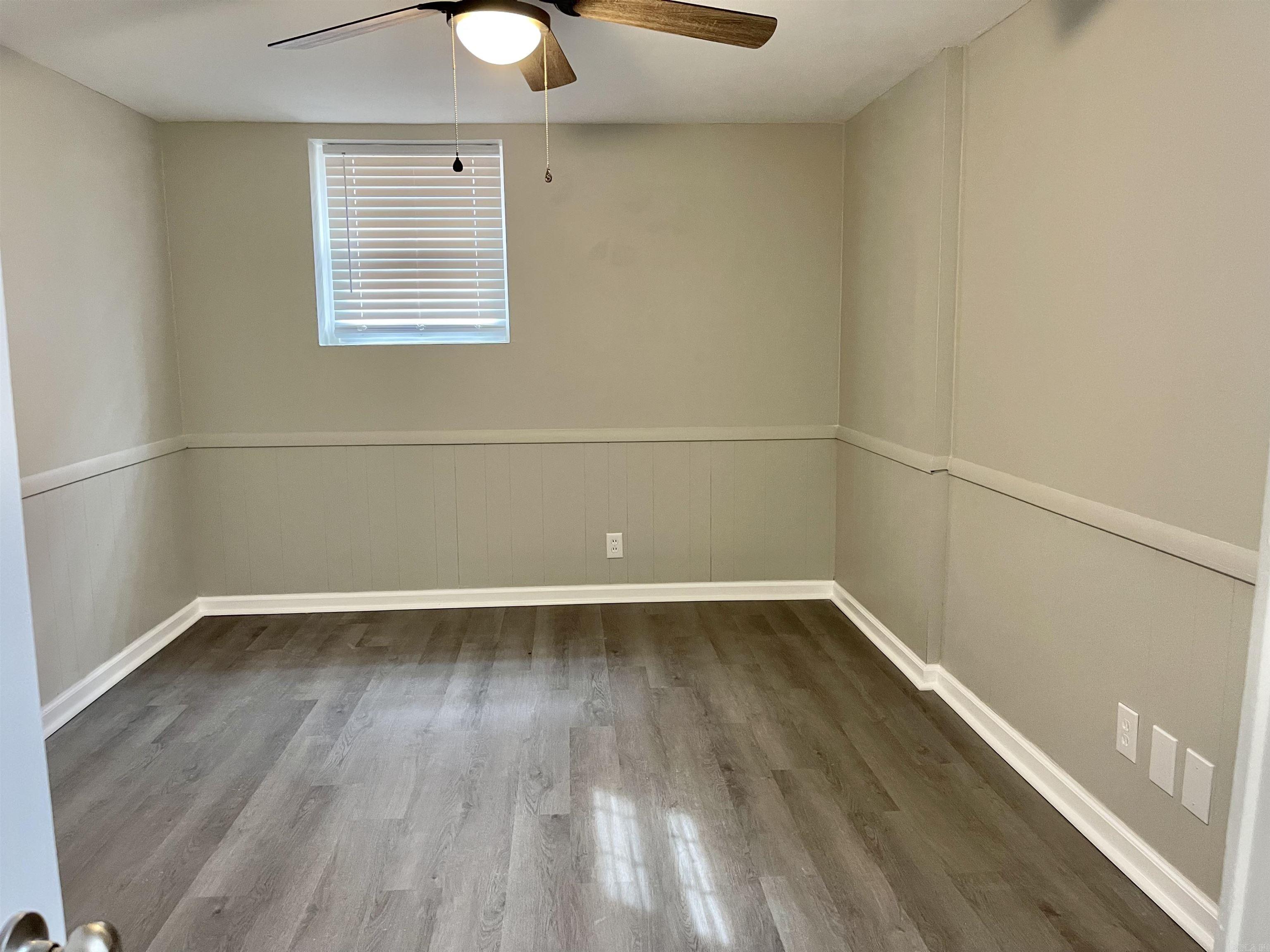 TWIN LAKES - Residential