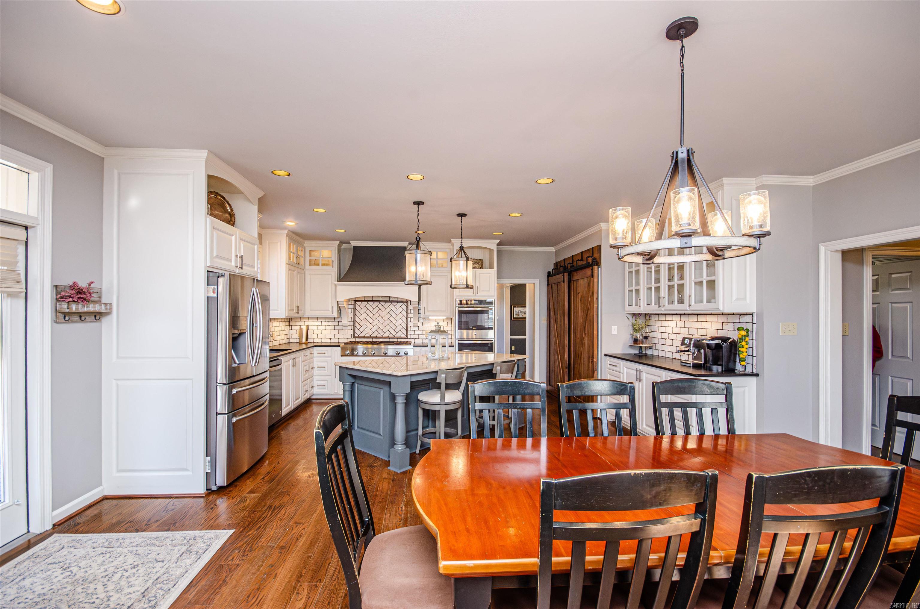 ADAMSBROOKE - Residential