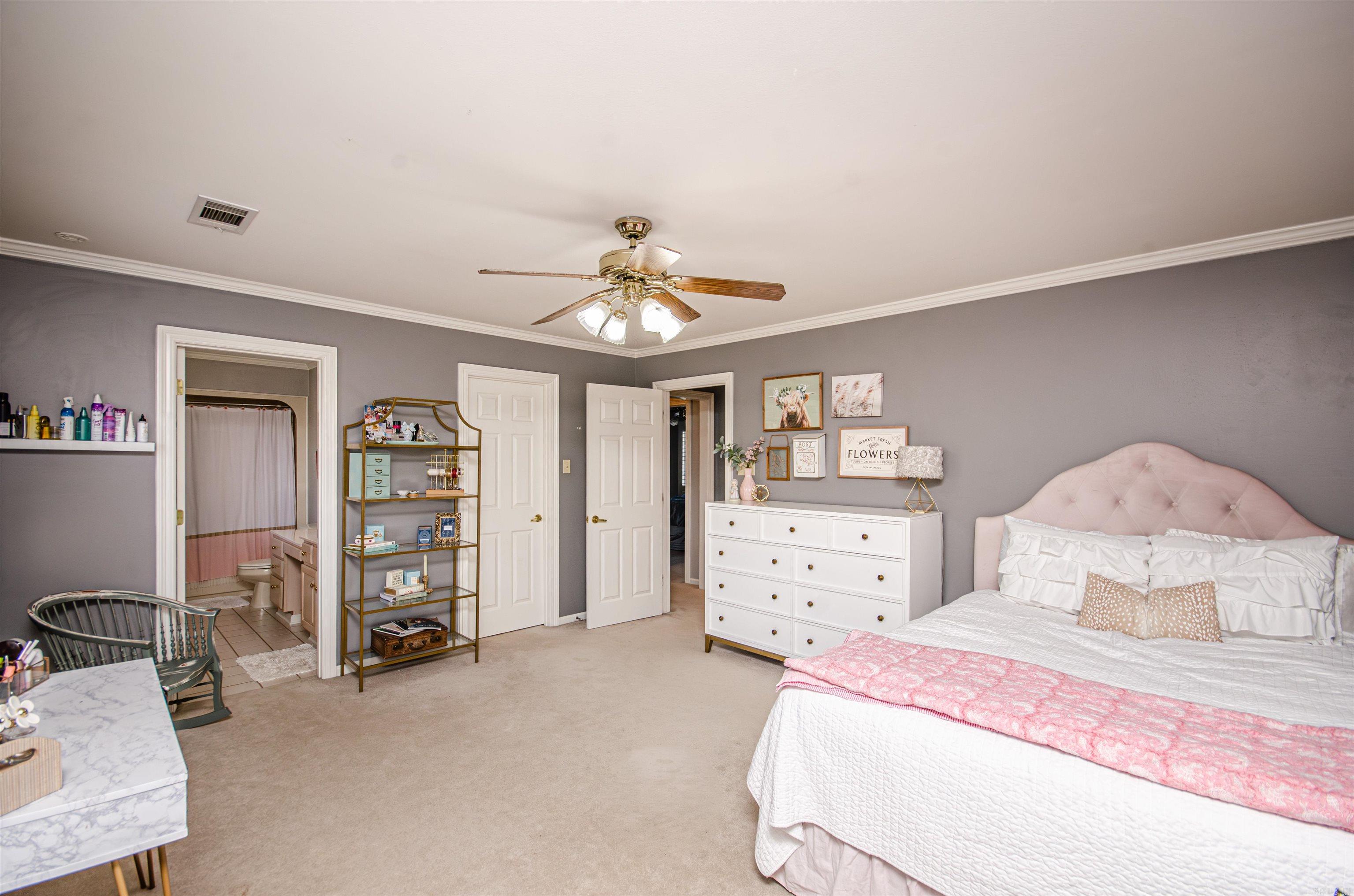 ADAMSBROOKE - Residential