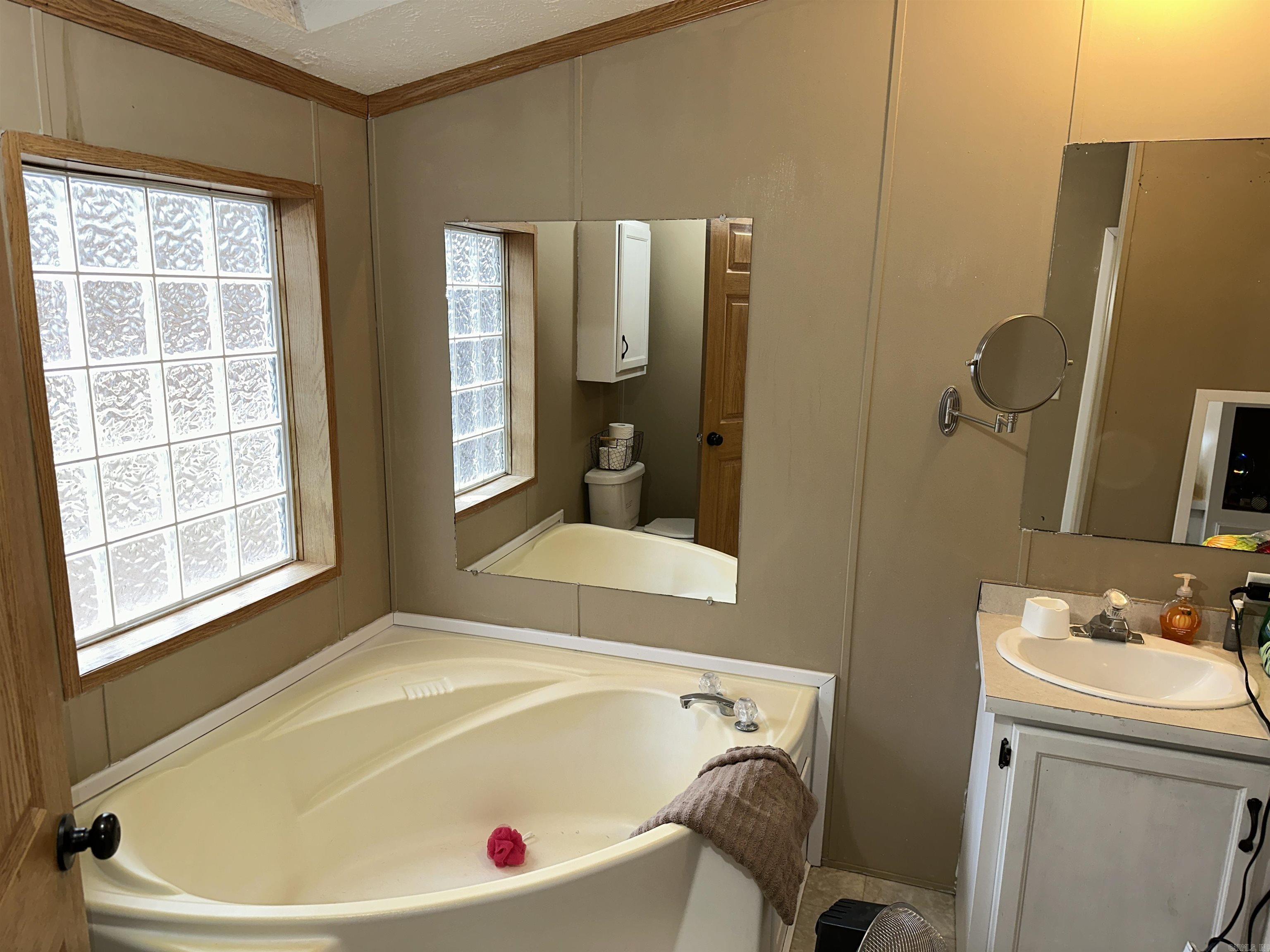 PARADISE VALLEY - Residential