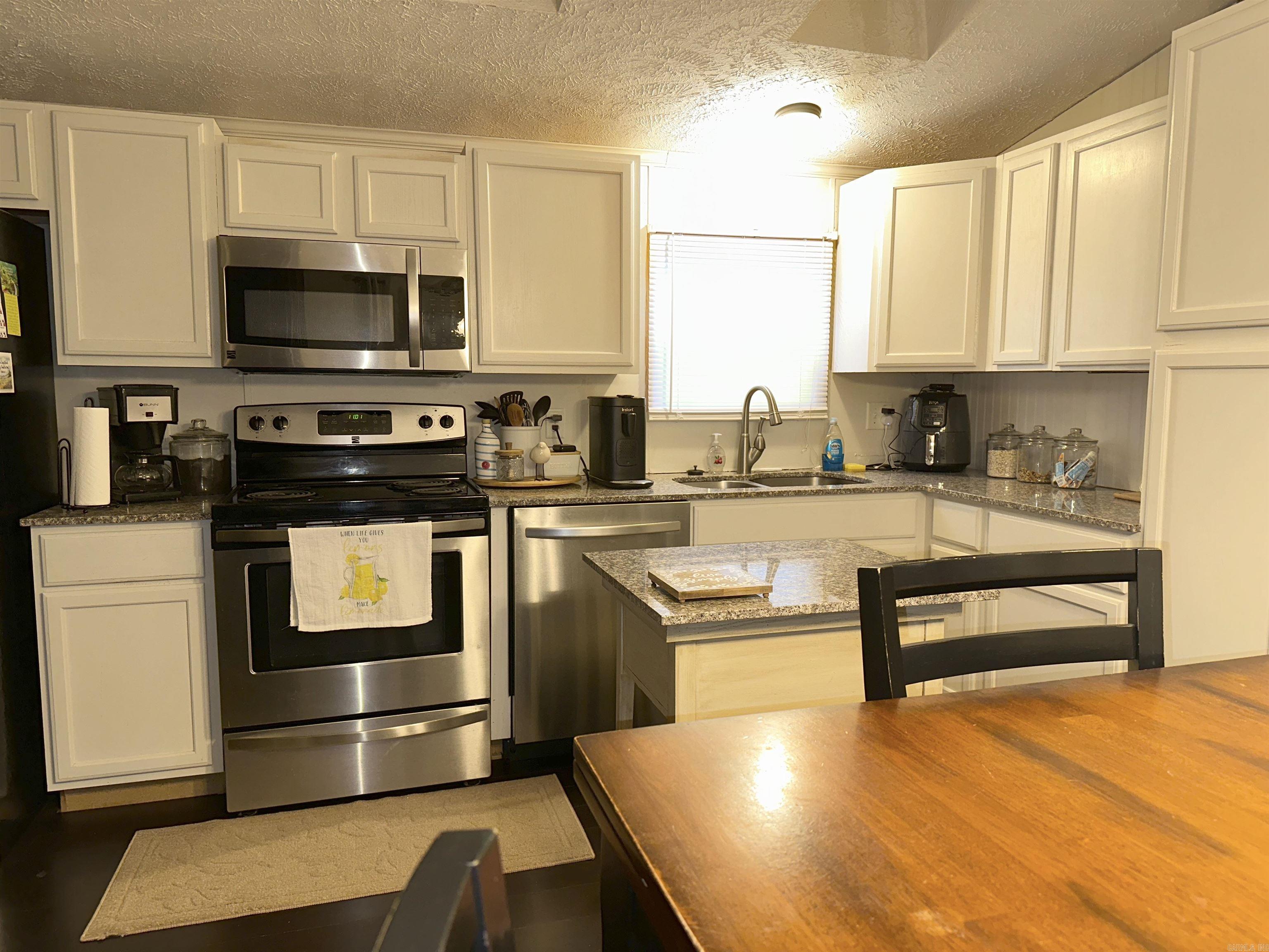 PARADISE VALLEY - Residential