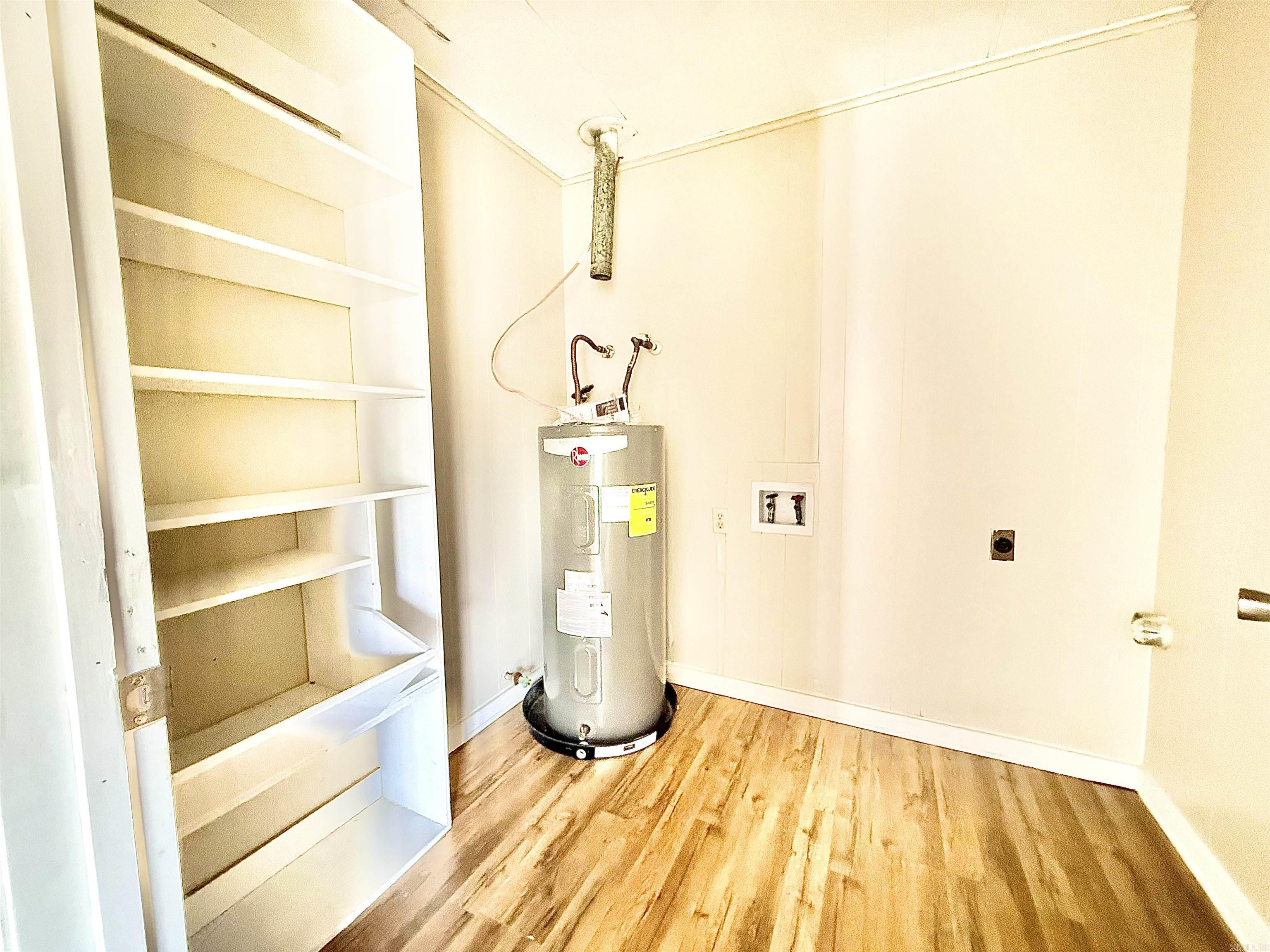 OAKHURST F - Residential