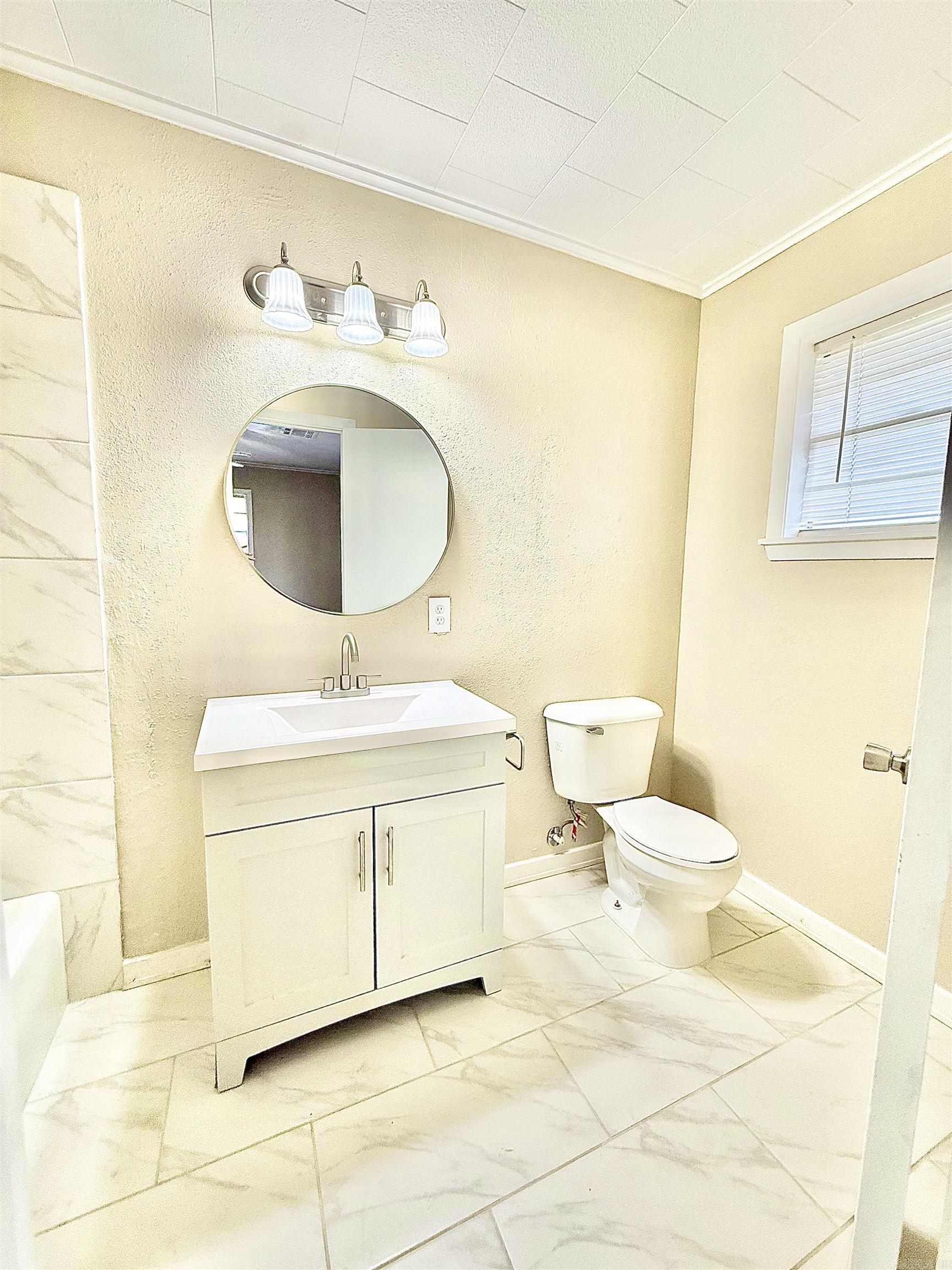 OAKHURST F - Residential