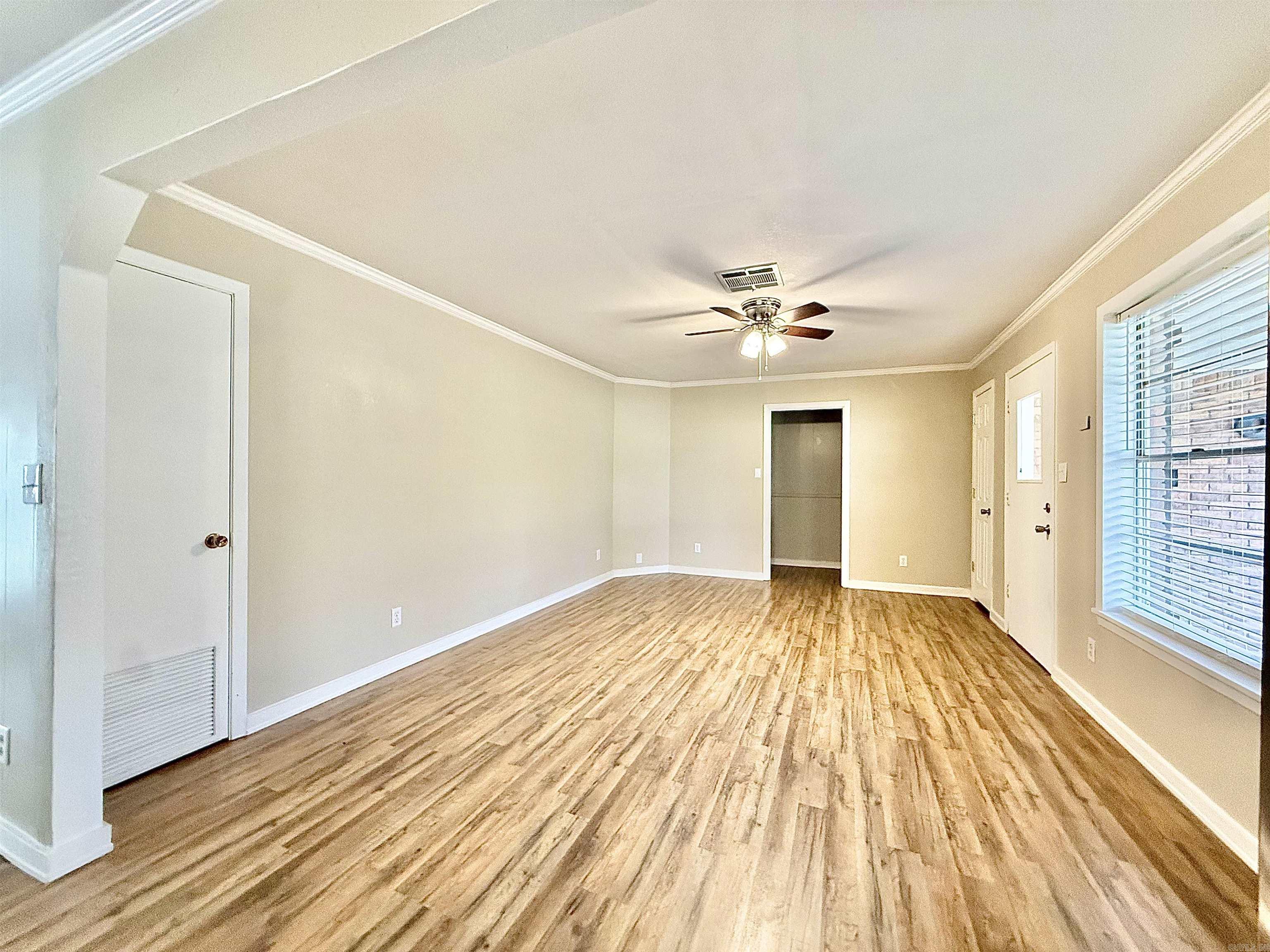 OAKHURST F - Residential