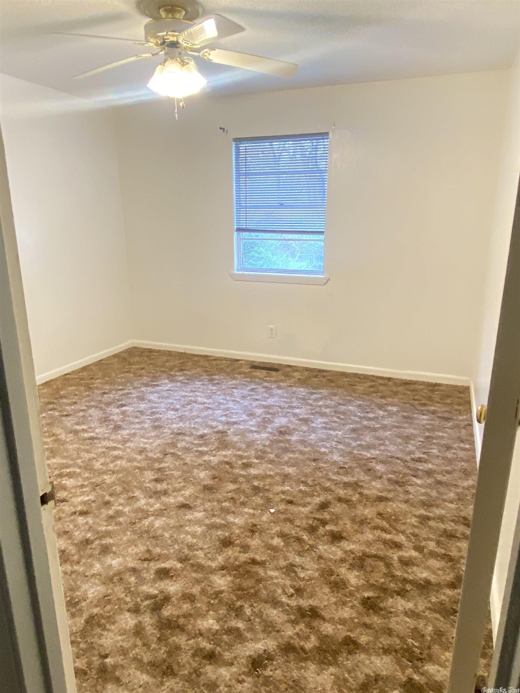 Royal Manor - Residential Lease