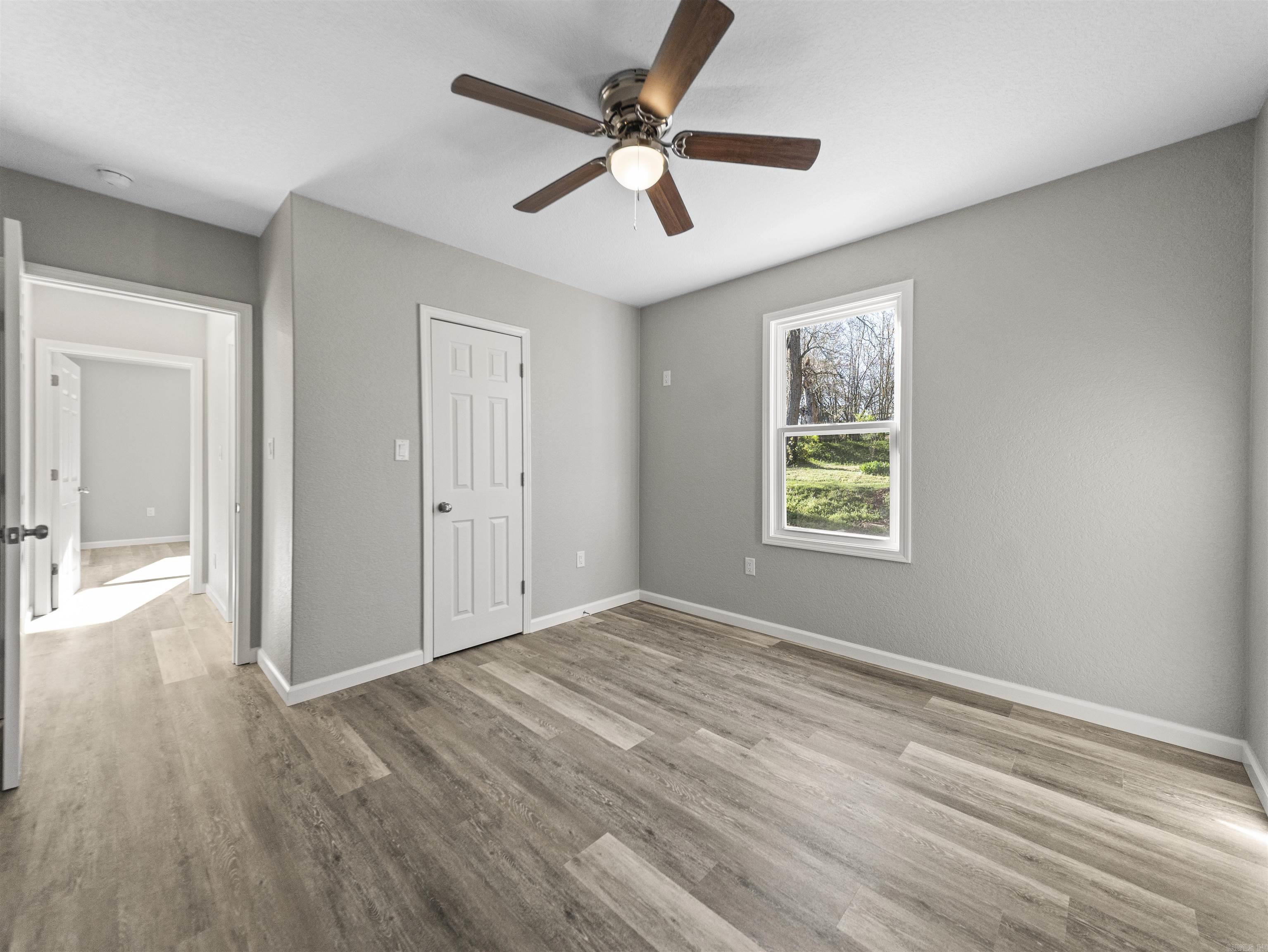 UNPLATTED ACREAGE - Residential