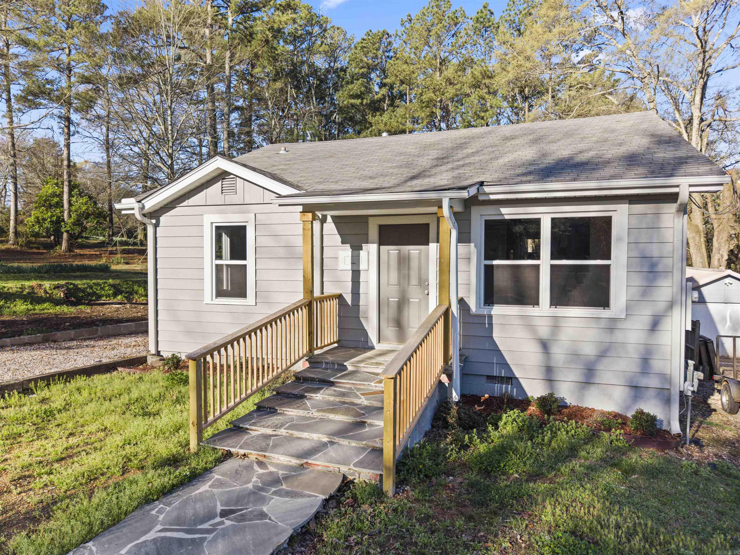 UNPLATTED ACREAGE - Residential