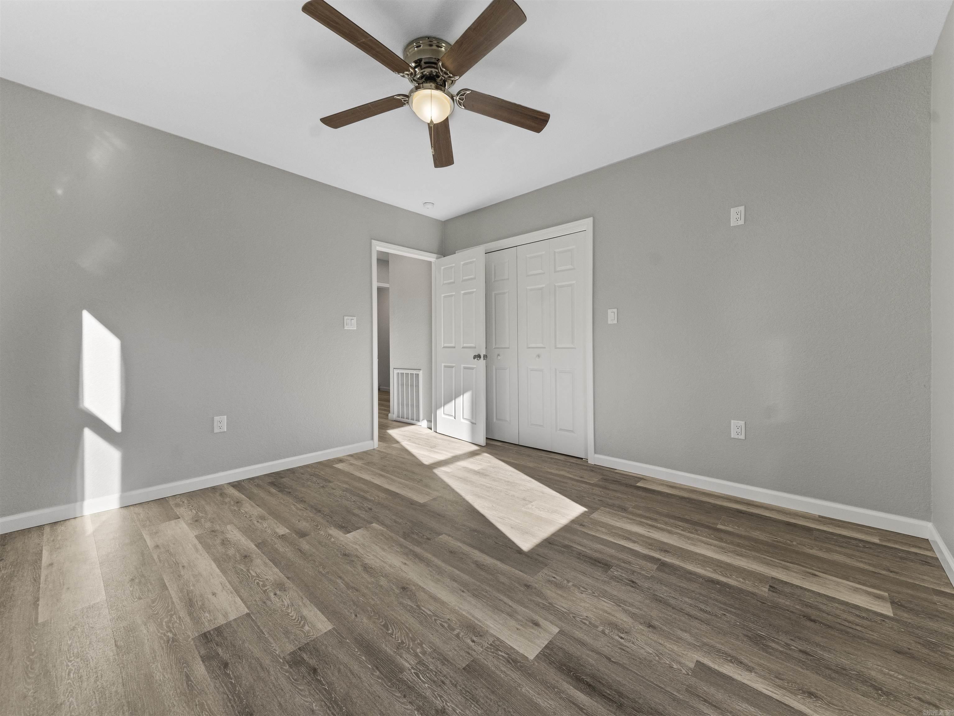 UNPLATTED ACREAGE - Residential