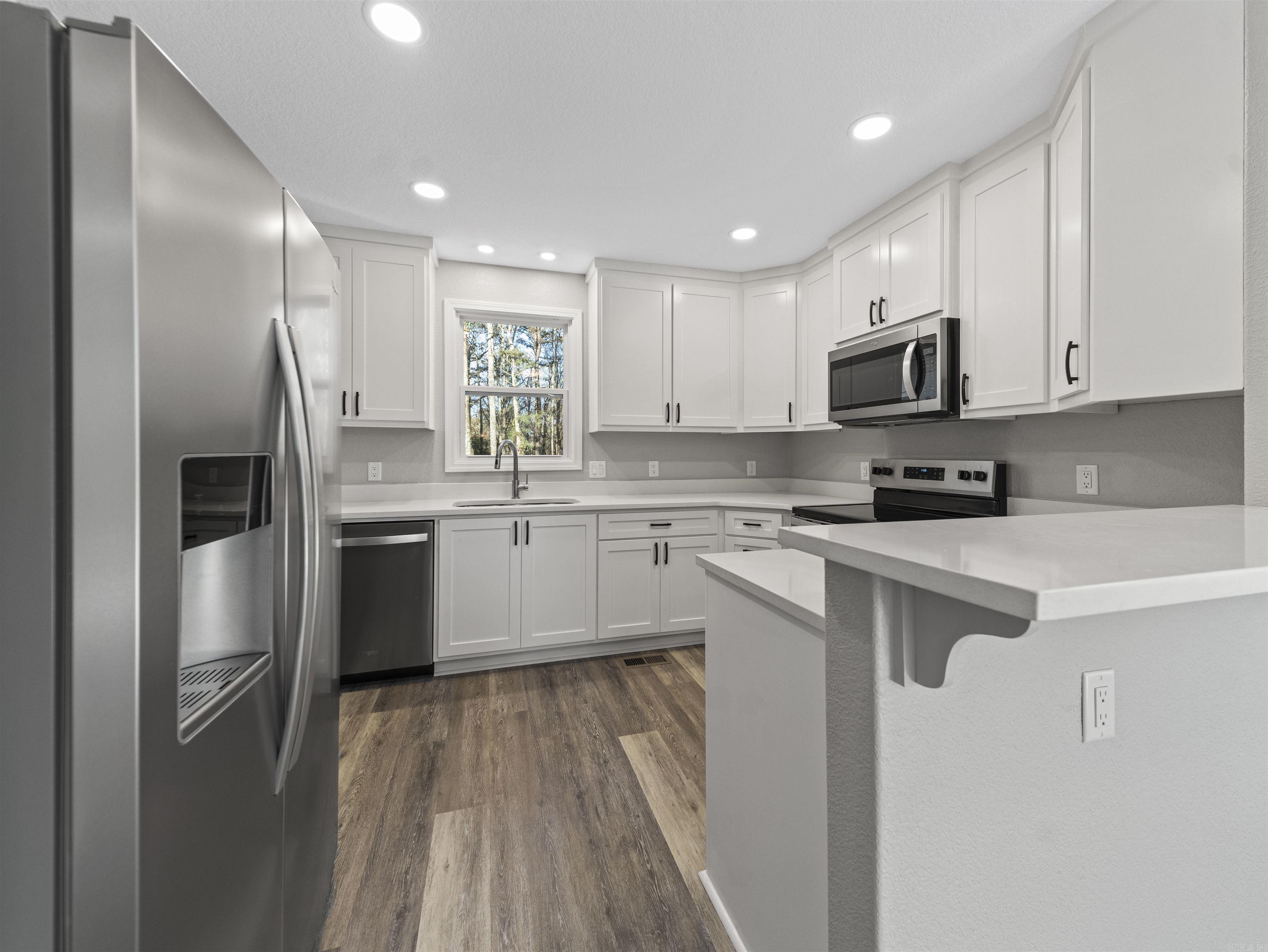 UNPLATTED ACREAGE - Residential